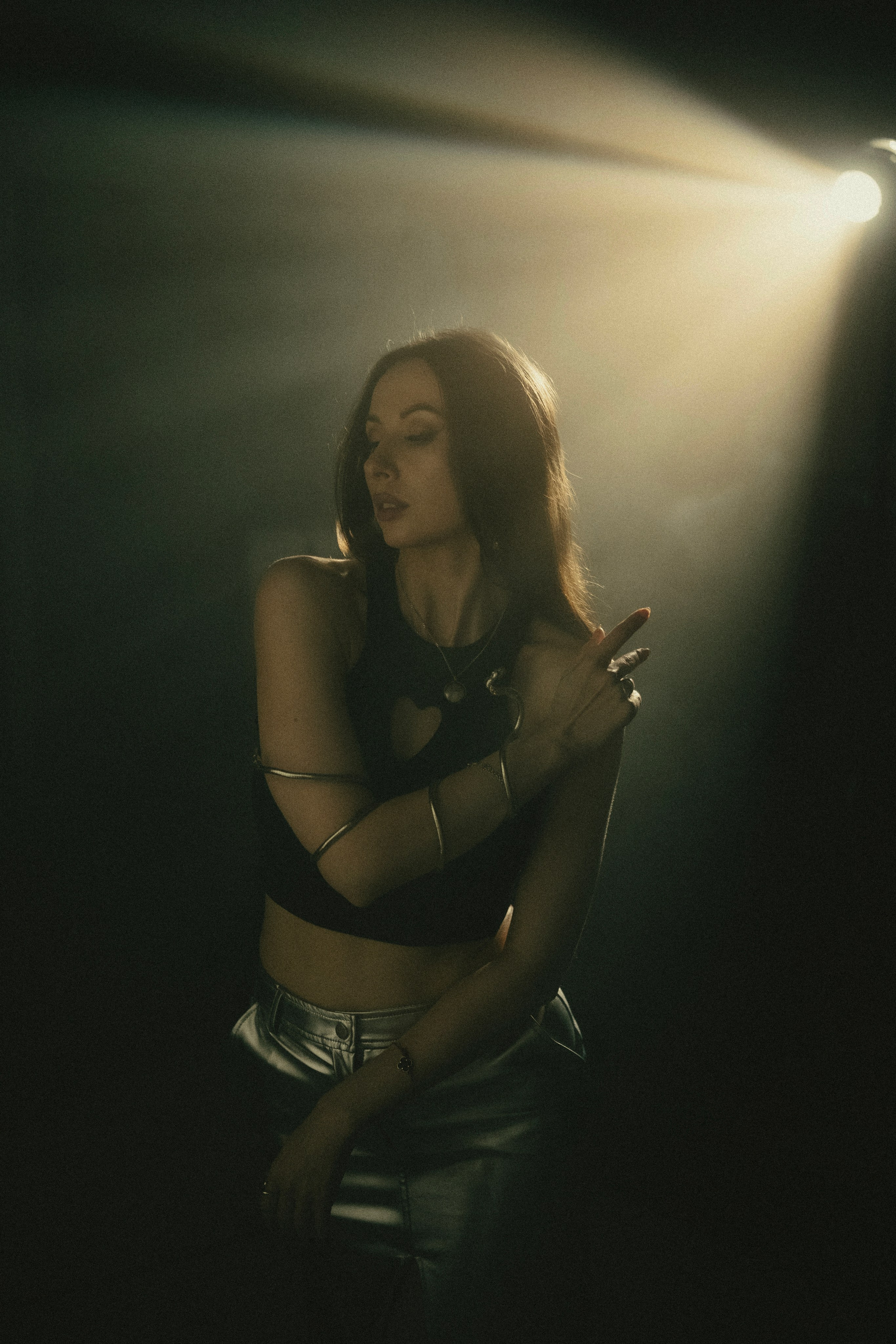 Женский студийный портрет. Портретный фотограф в Москве Александр Денисов