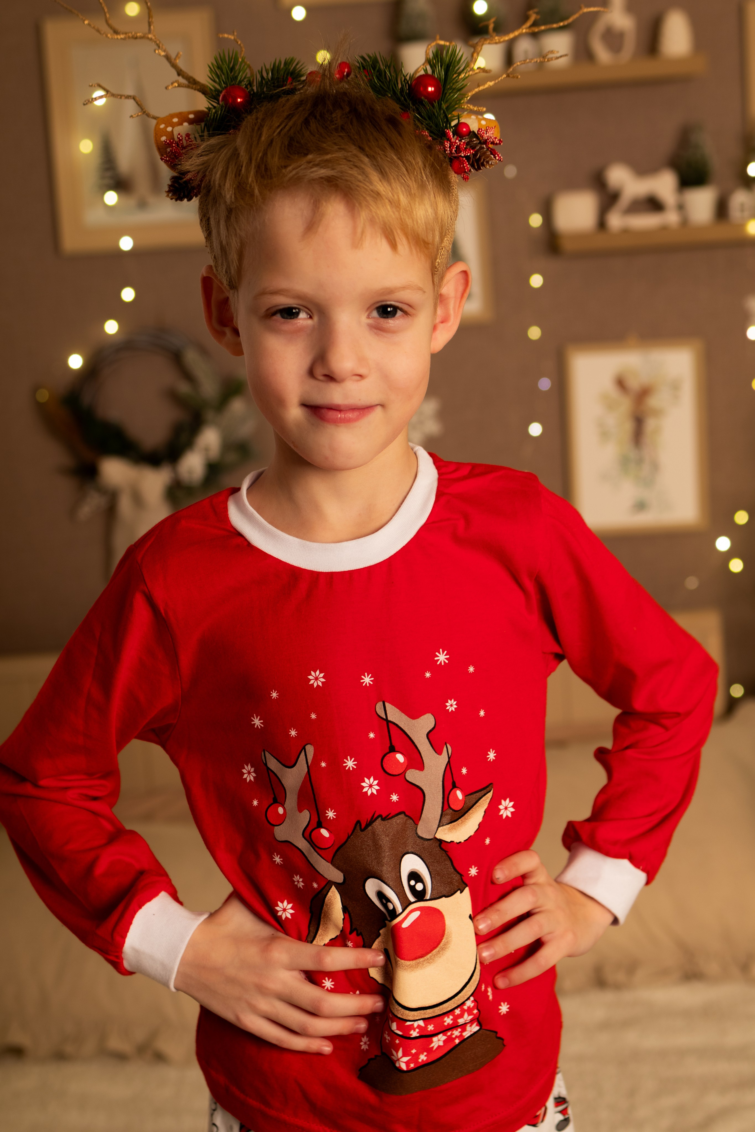 Новогодняя. Я работаю в разных жанрах фотографии — от портретов до свадебной и семейной съёмки — в городе Междуреченске. Виктория Куреннова