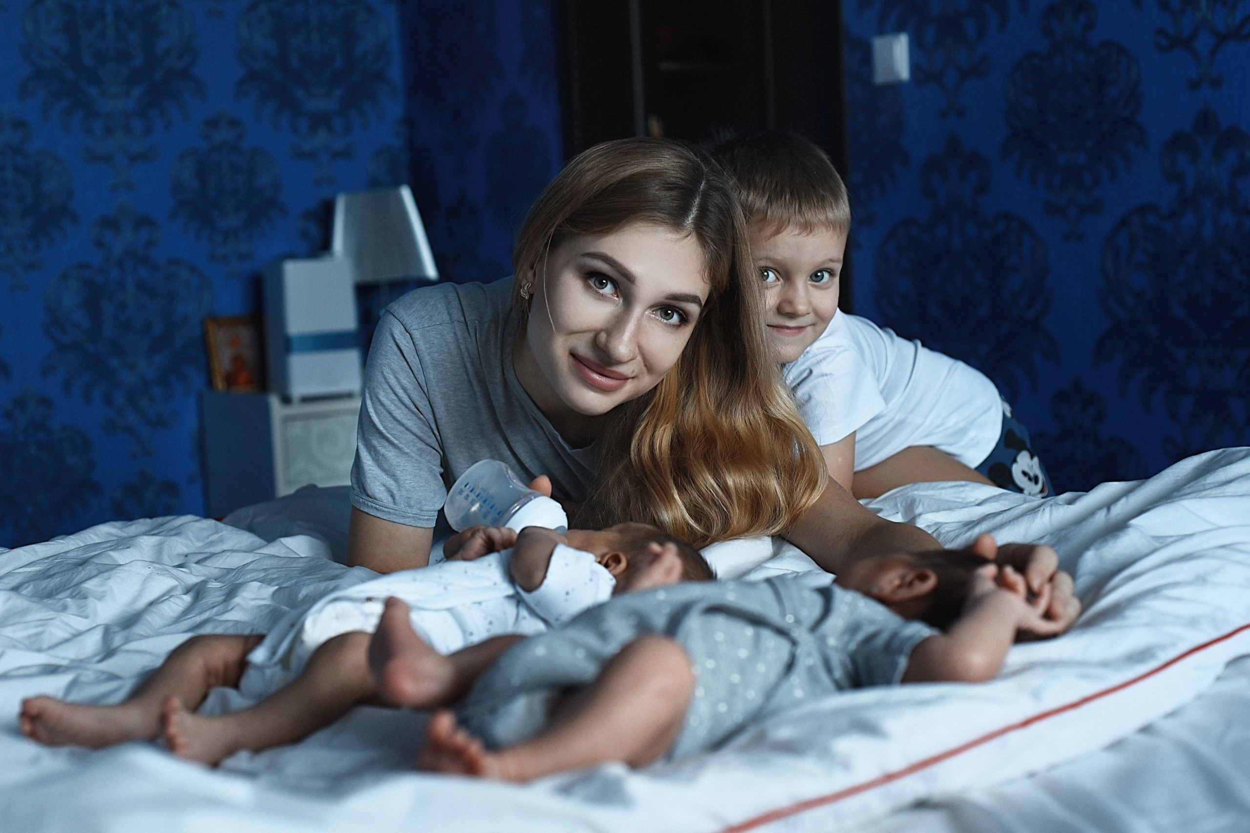 Уютные съемки для малышей у Вас дома. Семейный, детский фотограф, домашняясъемка в г. Оренбурге