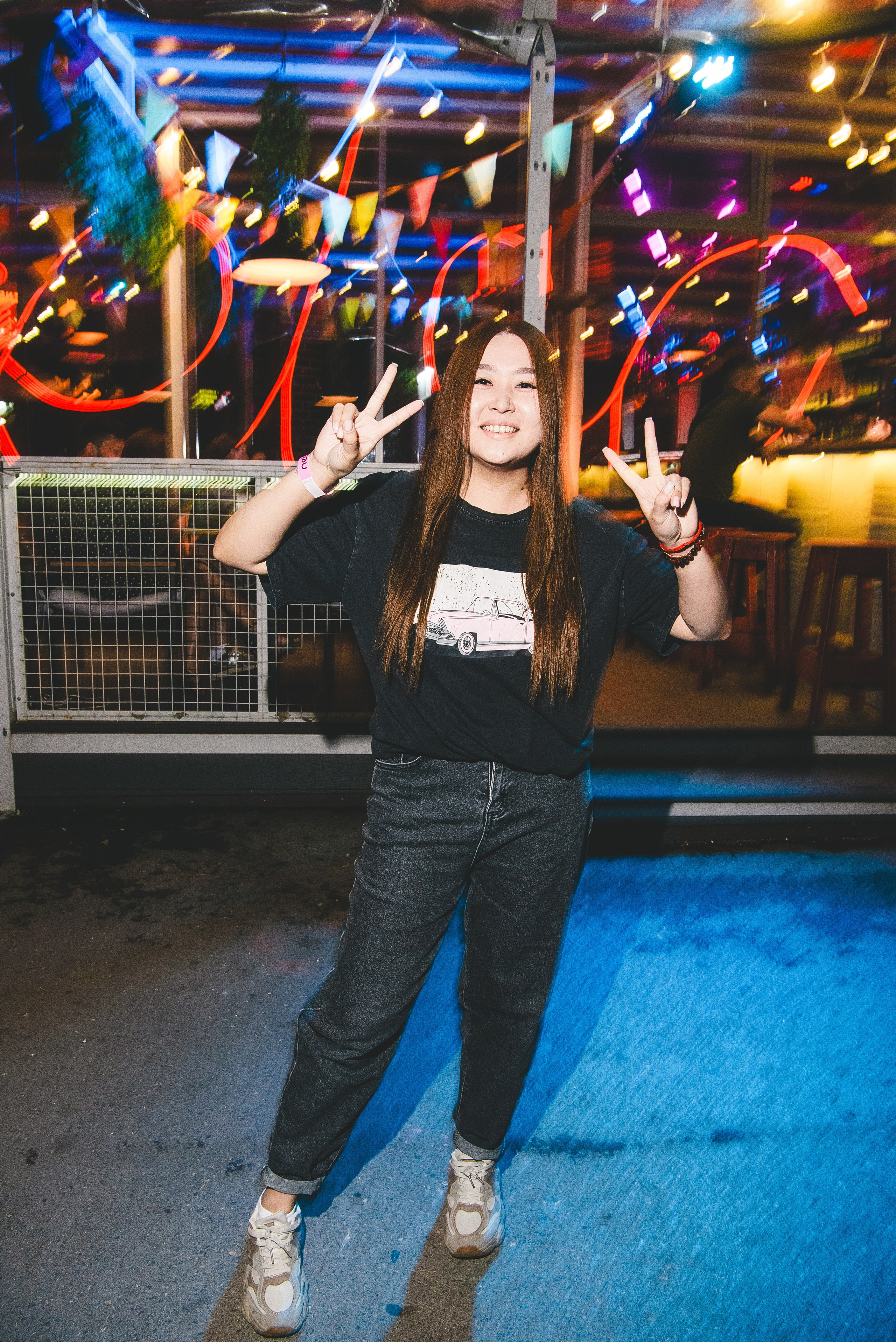 Фотоотчёты о вечеринках для НеБар Волгоград. Или стиль «пьяный фотограф». Фотограф в Волгограде и Волжском Александр Горбань