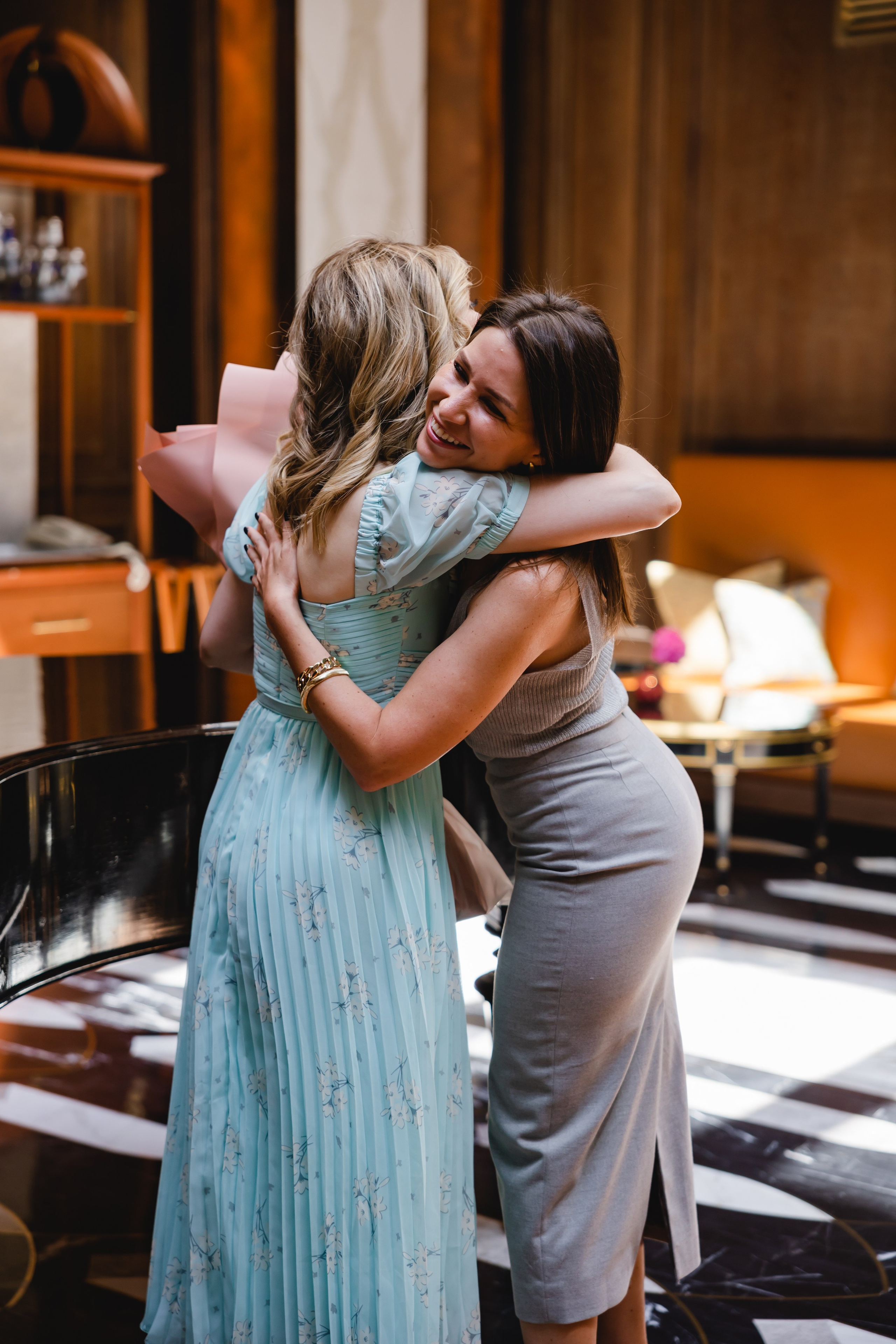 Дни Рождения и Юбилеи. Сайт с красивыми фотографиями и людьми