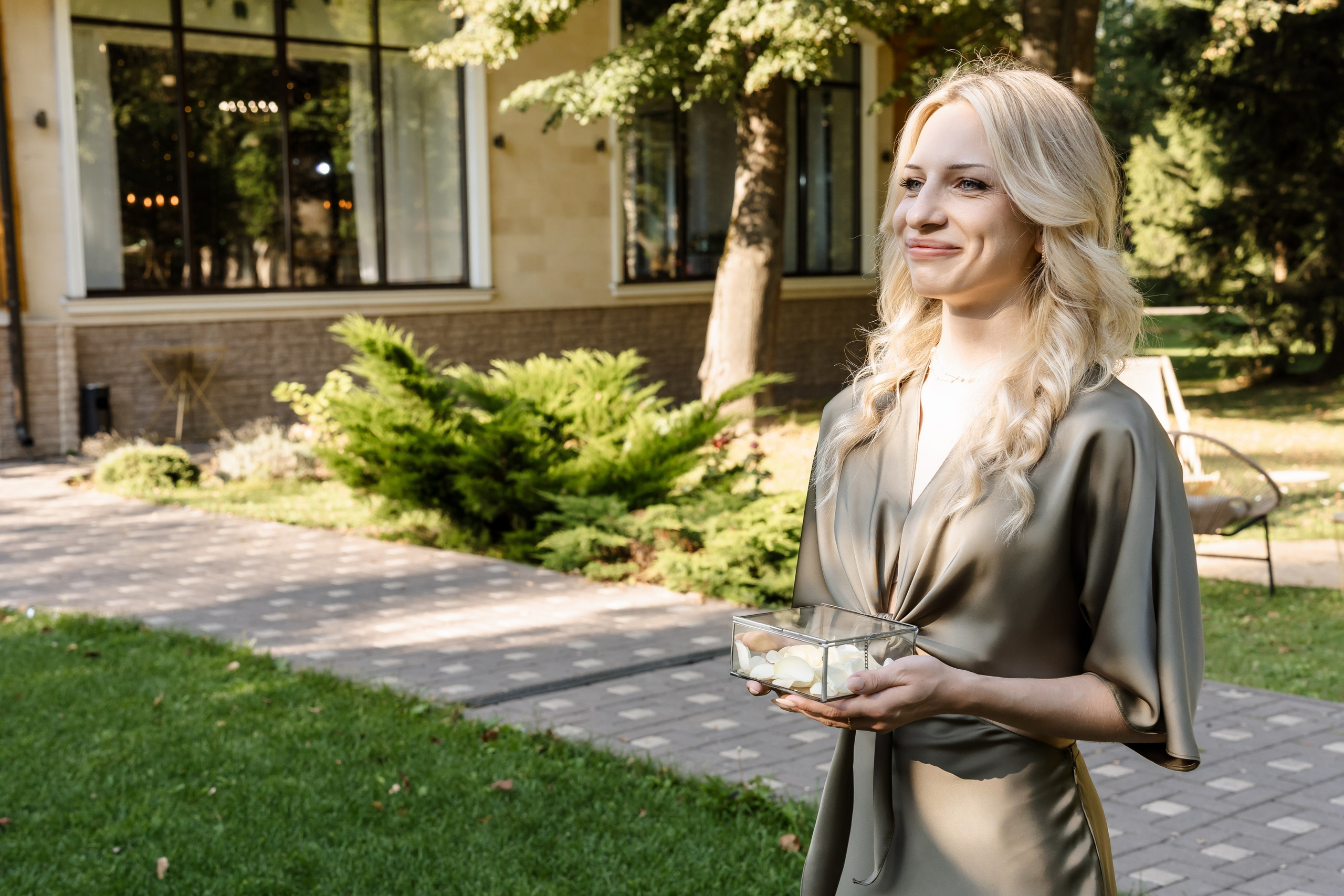 Олег и Елена | 25.08.2024 (из анонса). Свадебный фотограф в Москве Яна Деньгина