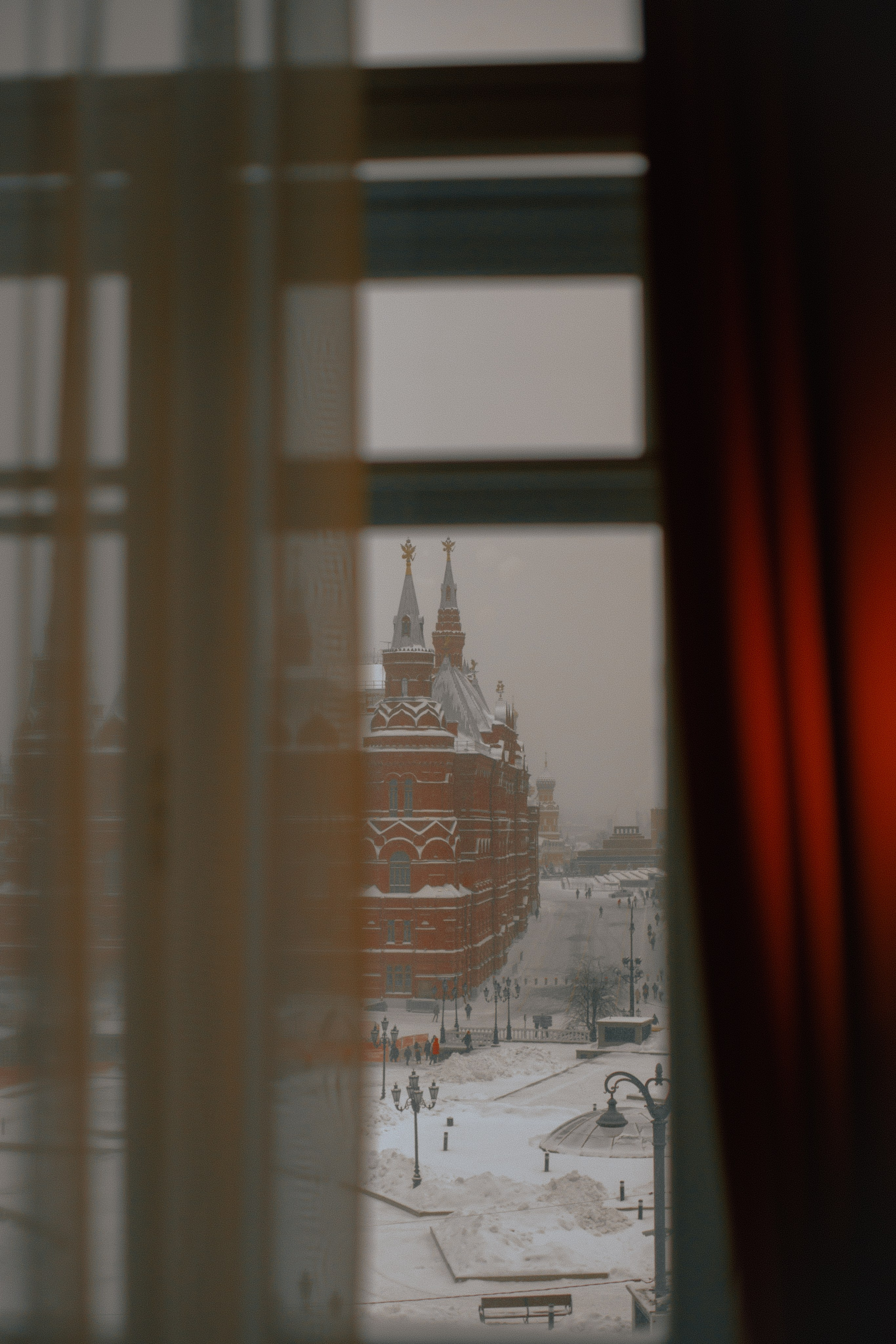 Утро в отеле «Националь». Главная