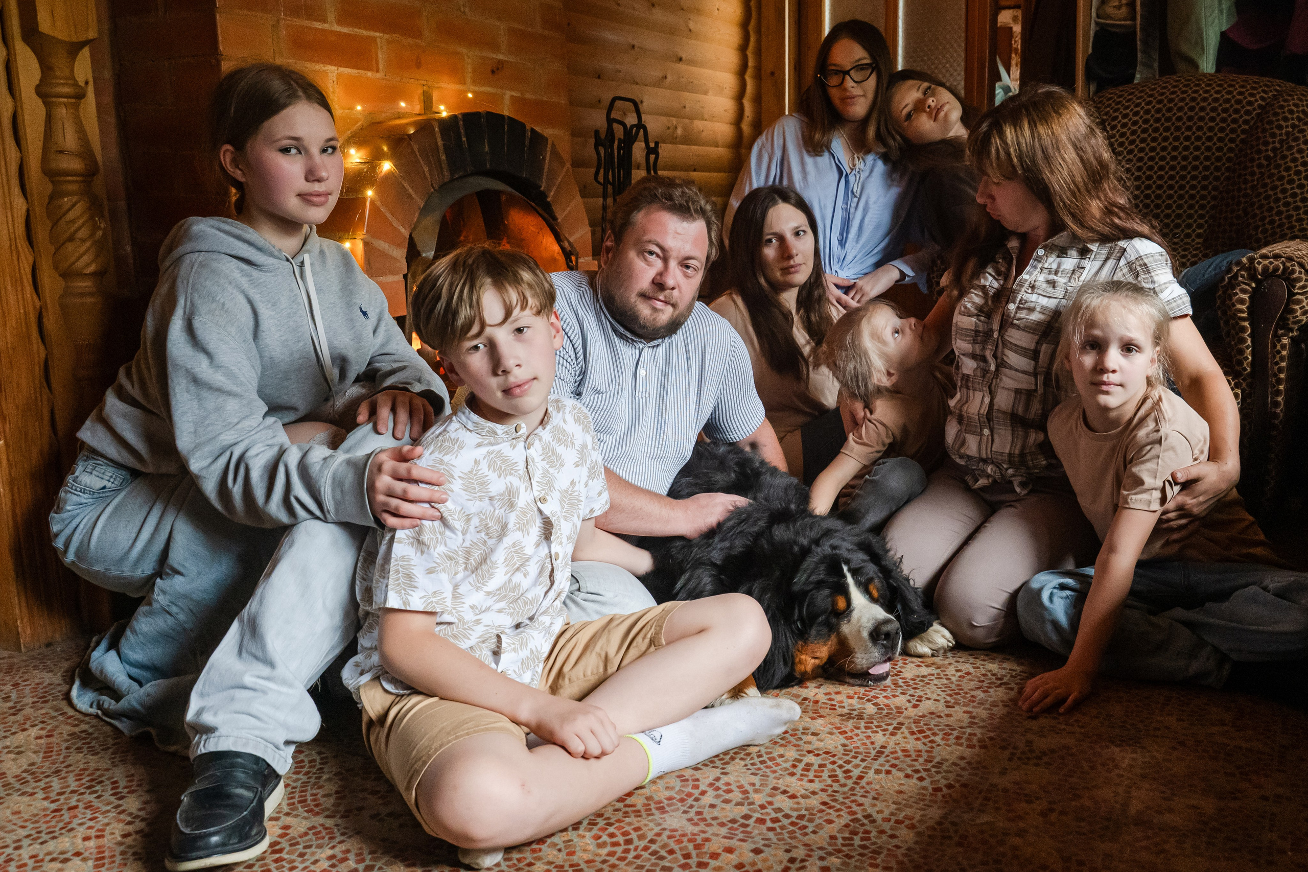 Фотосъемка многодетной семьи дома