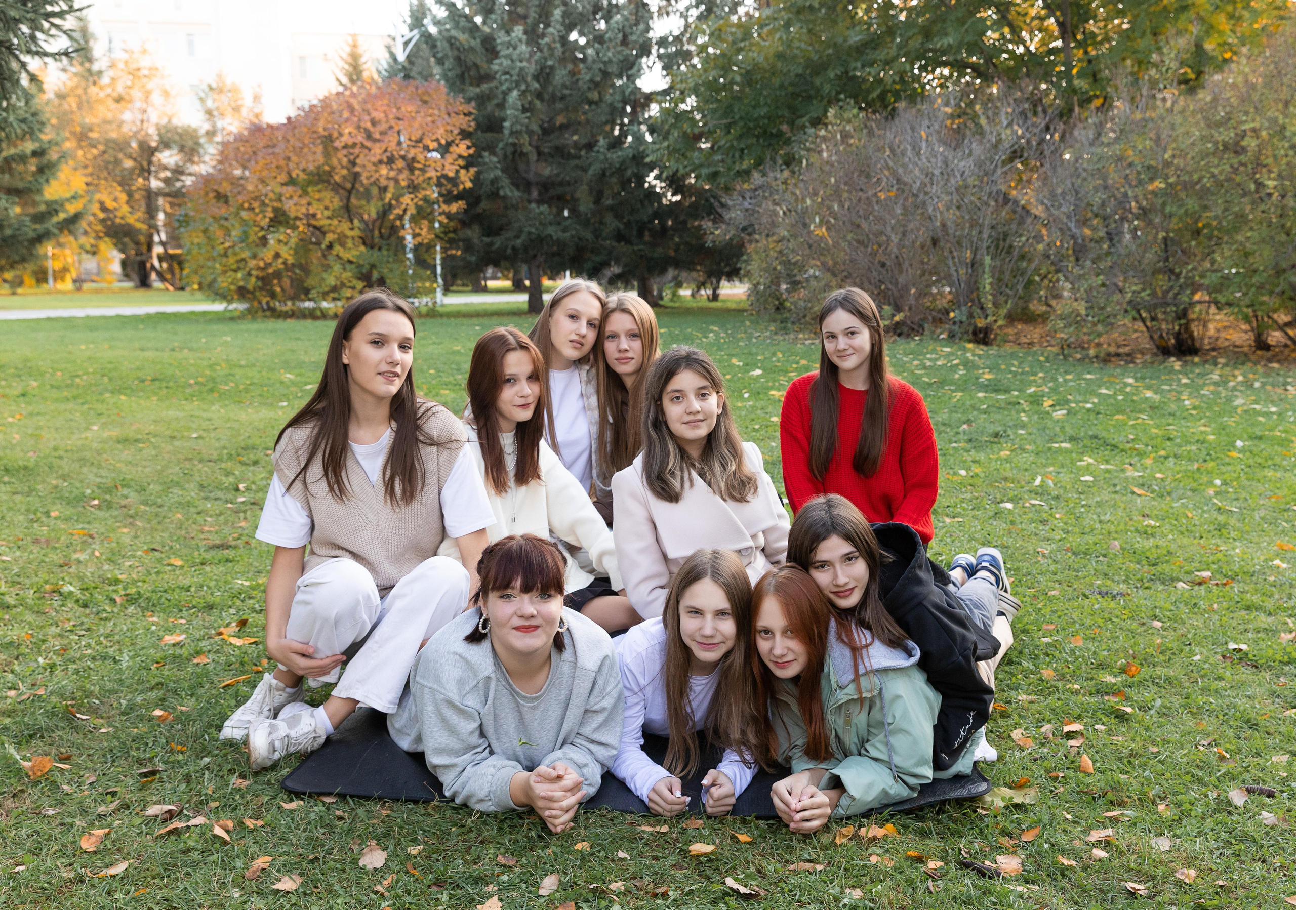 Осенняя фотосессия 9Б. Семейный, детский, школьный фотограф в Благовещенске Яна Белоусова