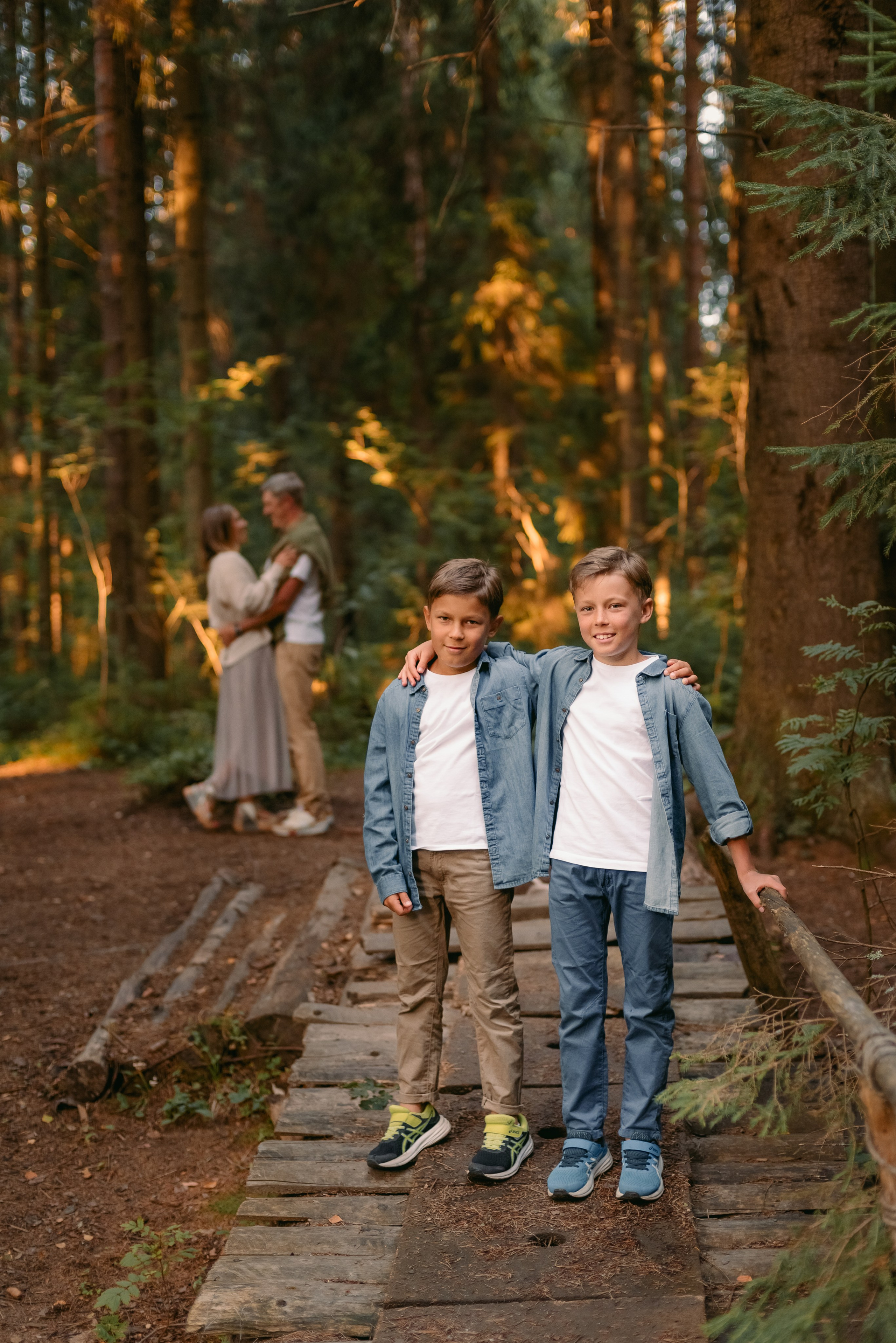 Семейная фотосессия на природе. Фотограф Юлия Кондратьева