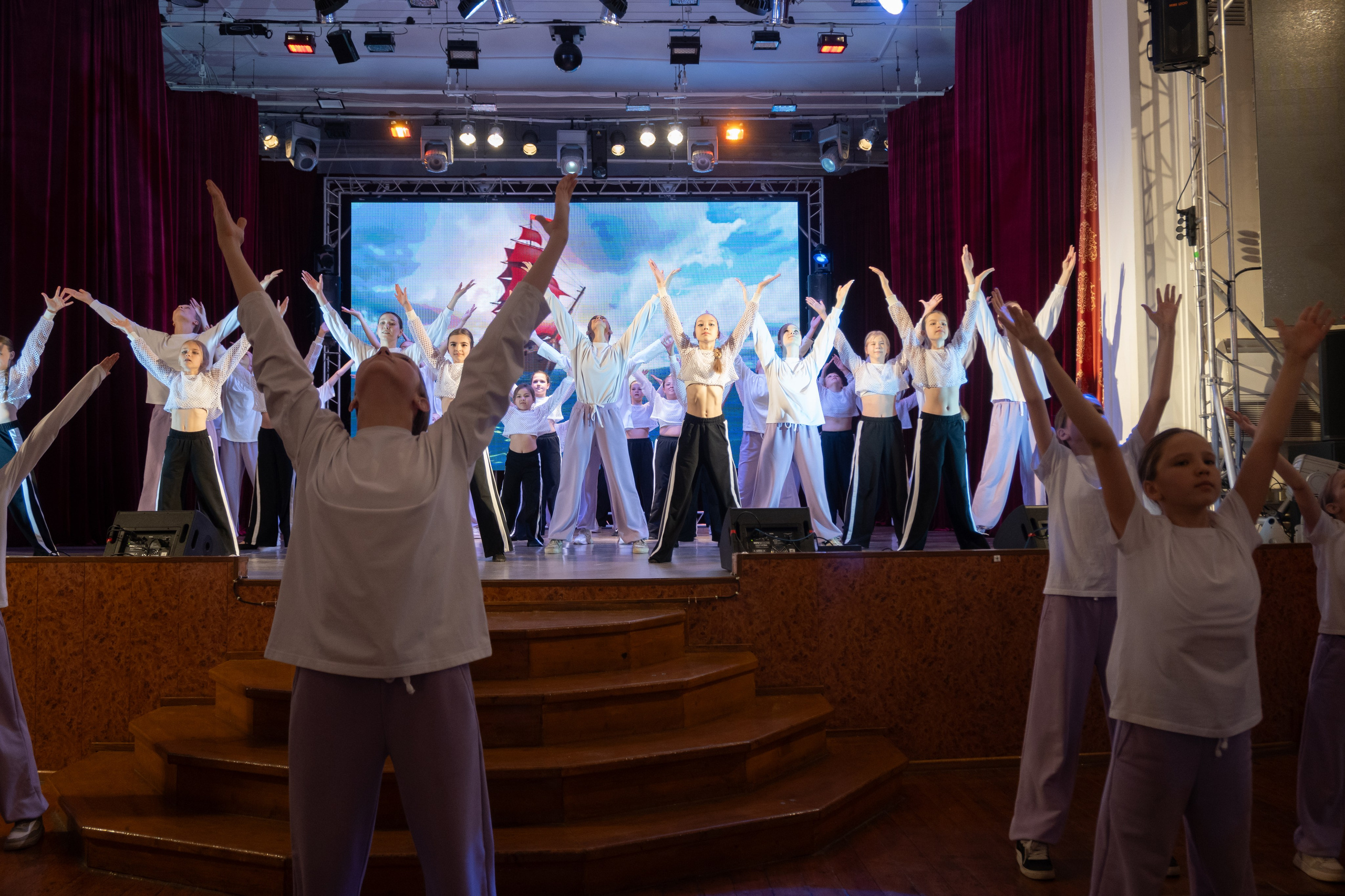 Отчетное выступление NEXT. Evgeniy Roslov