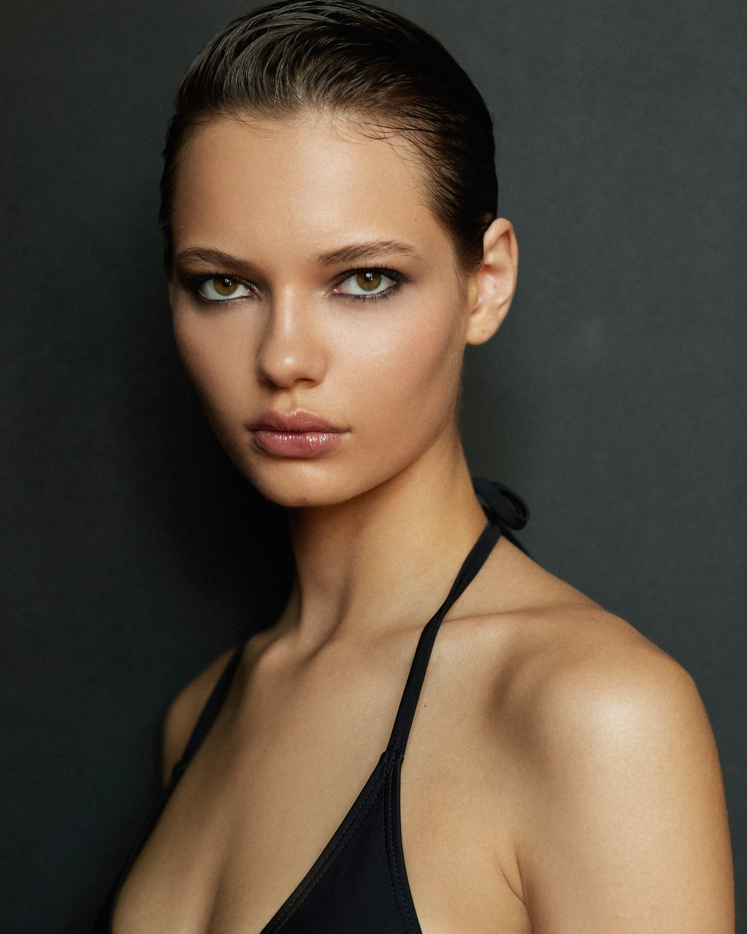 COMMERCIAL. Визажист-стилист по волосам | Москва