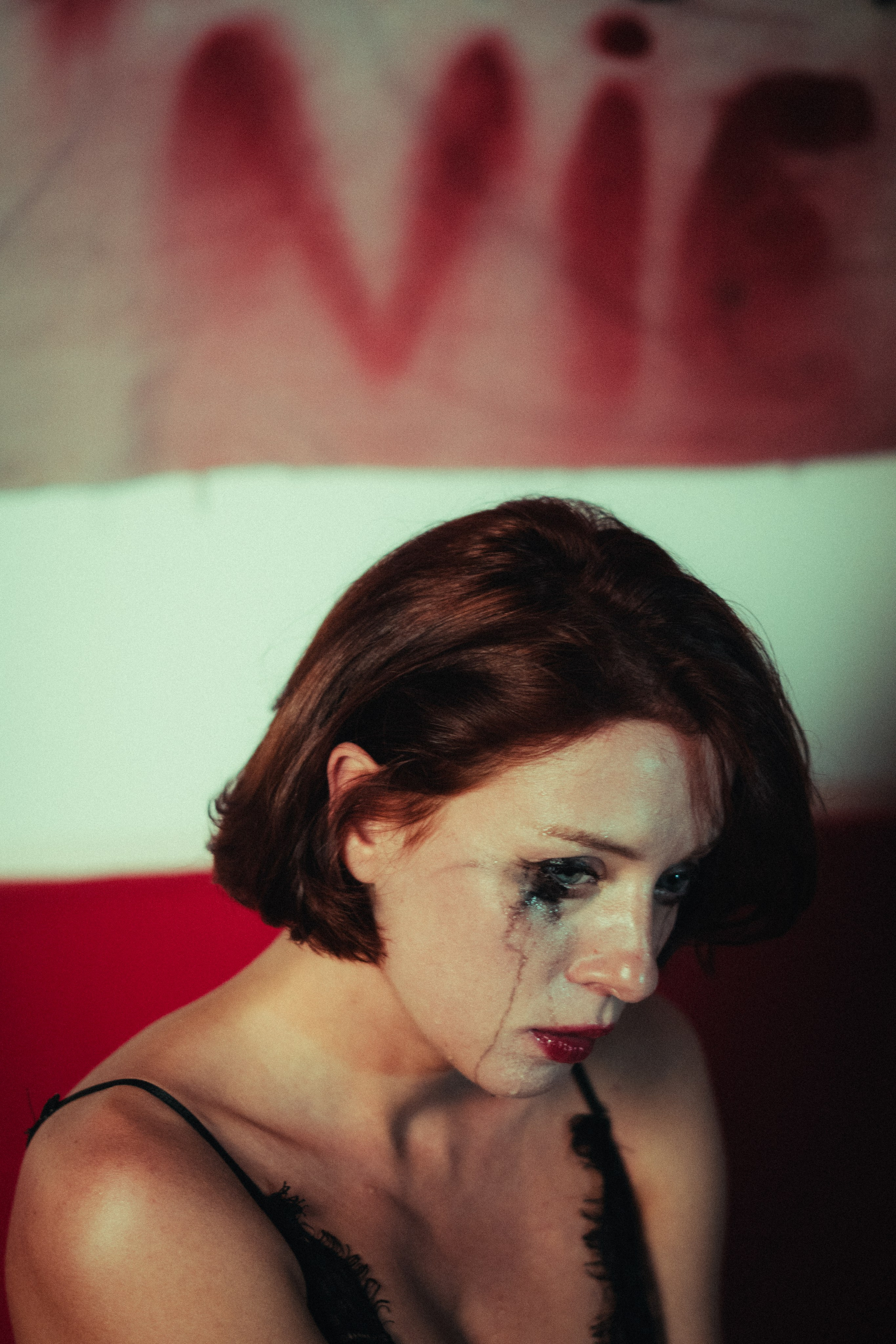 Des millions pour vos bombes des miettes pour nos vies. Фотограф Париж / Photographer Paris