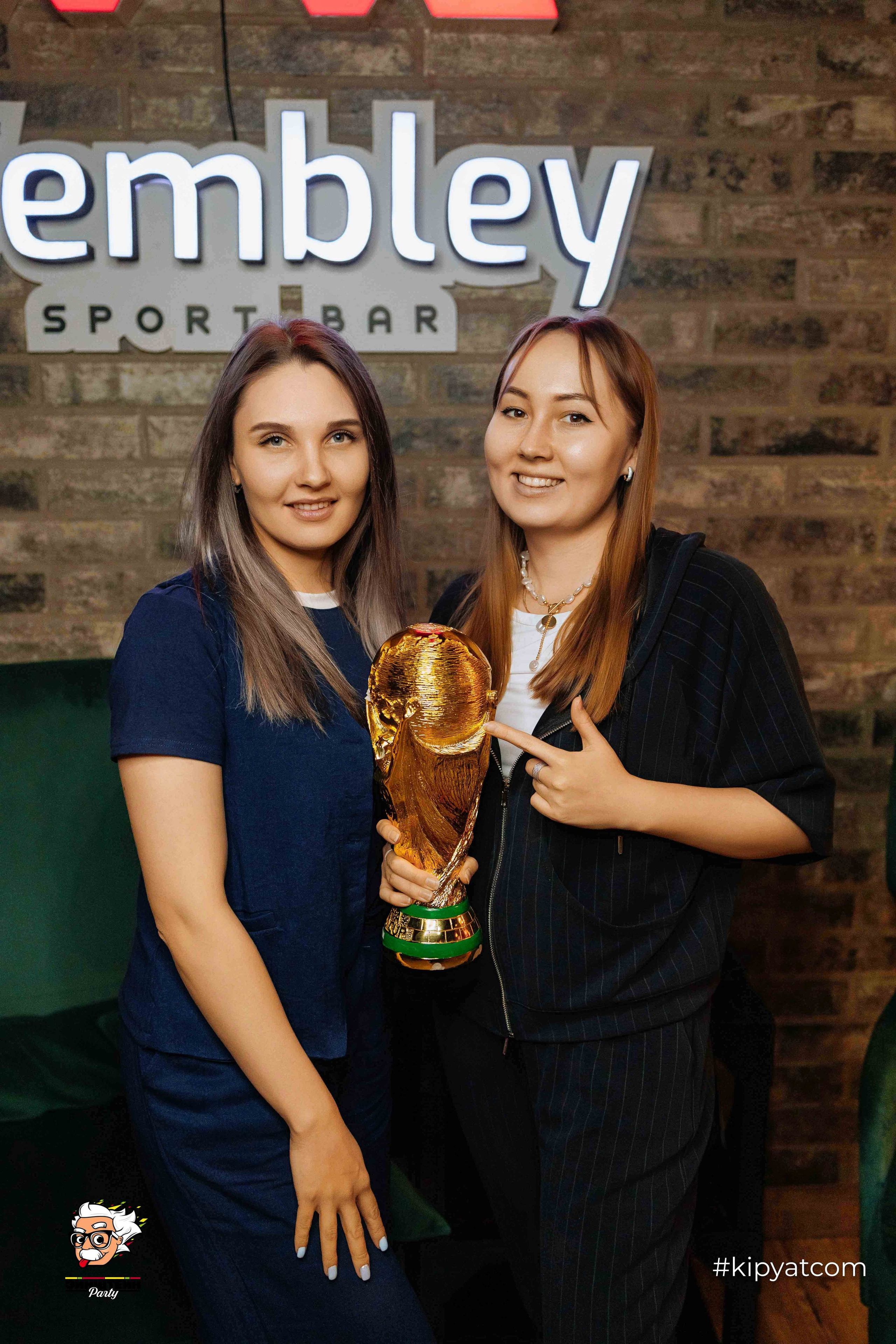 Эйнштейн Party