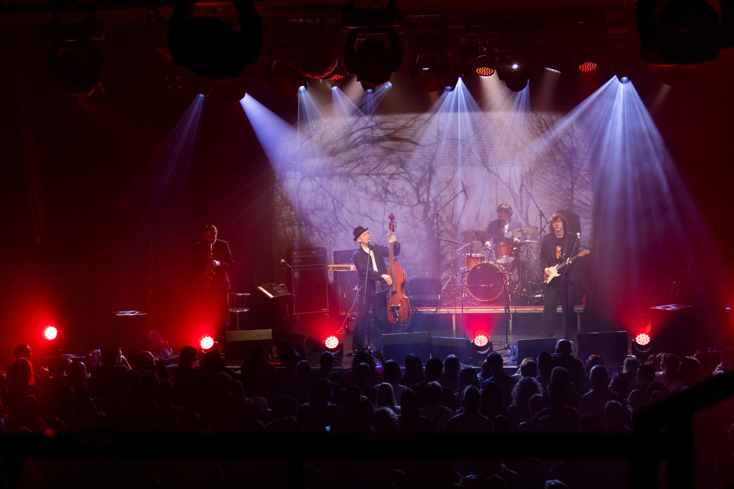 Концерт Billy’s Band 11.04.2026 в клубе «Космонавт» (Санкт-Петербург). Портретный фотограф в Санкт-Петербурге Вадим Корнеев