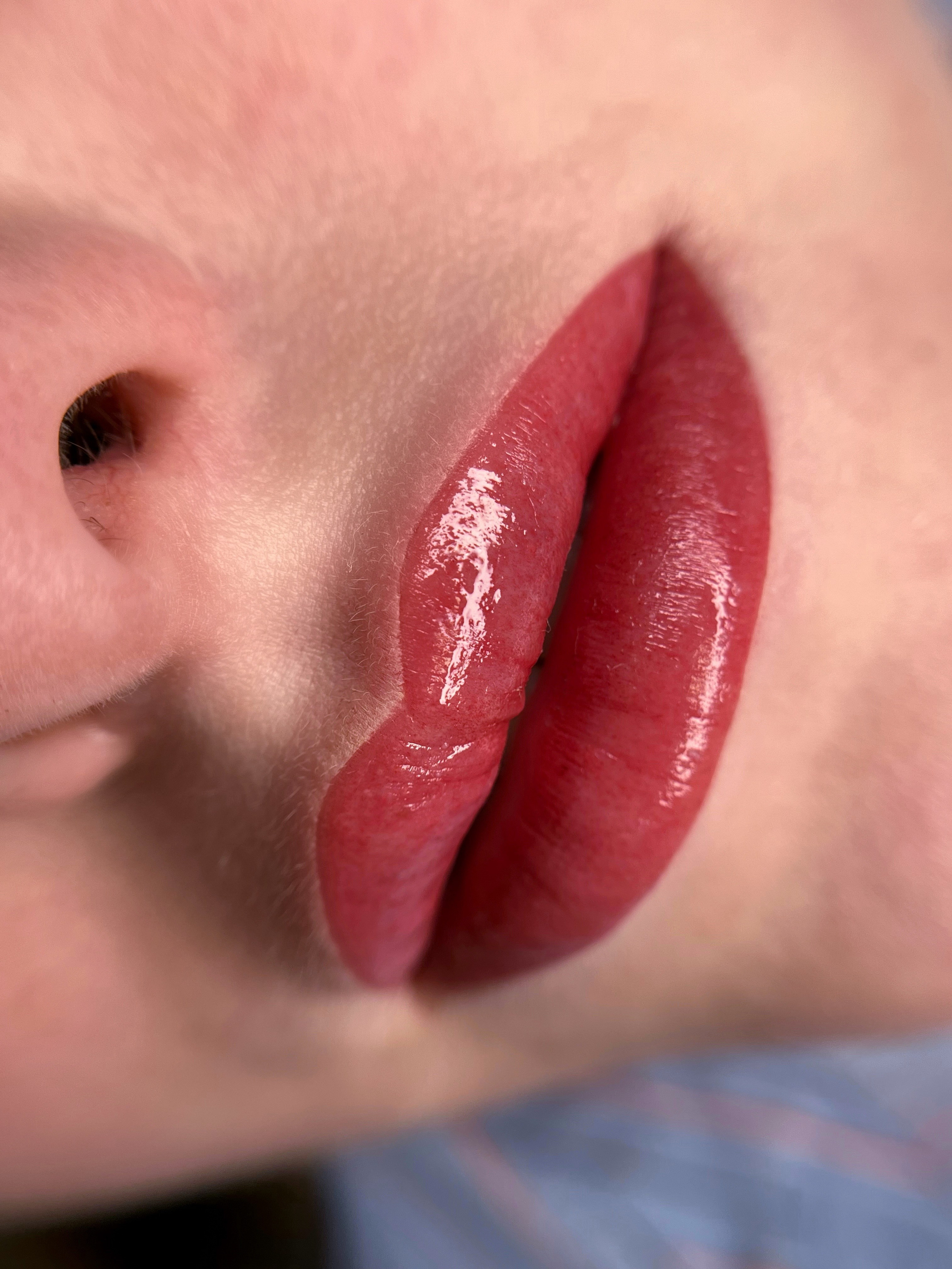 Дарья. Студия перманентного макияжа, косметологии и массажа SYMMETRY в Москве, м. Киевская