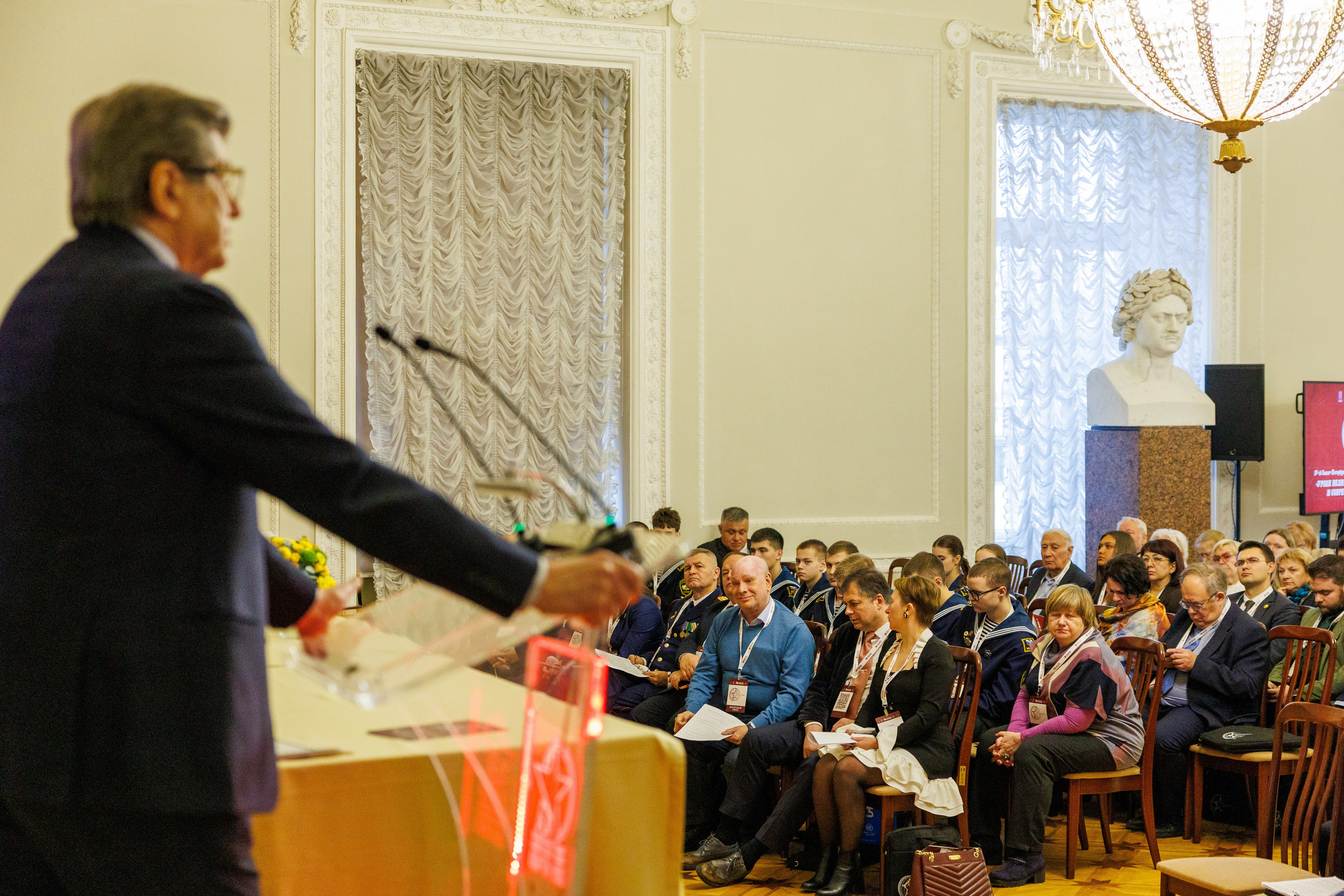 IV Санкт-Петербургский международный исторический форум. Репортажный фотограф Санкт-Петербург | Роман Карбышев