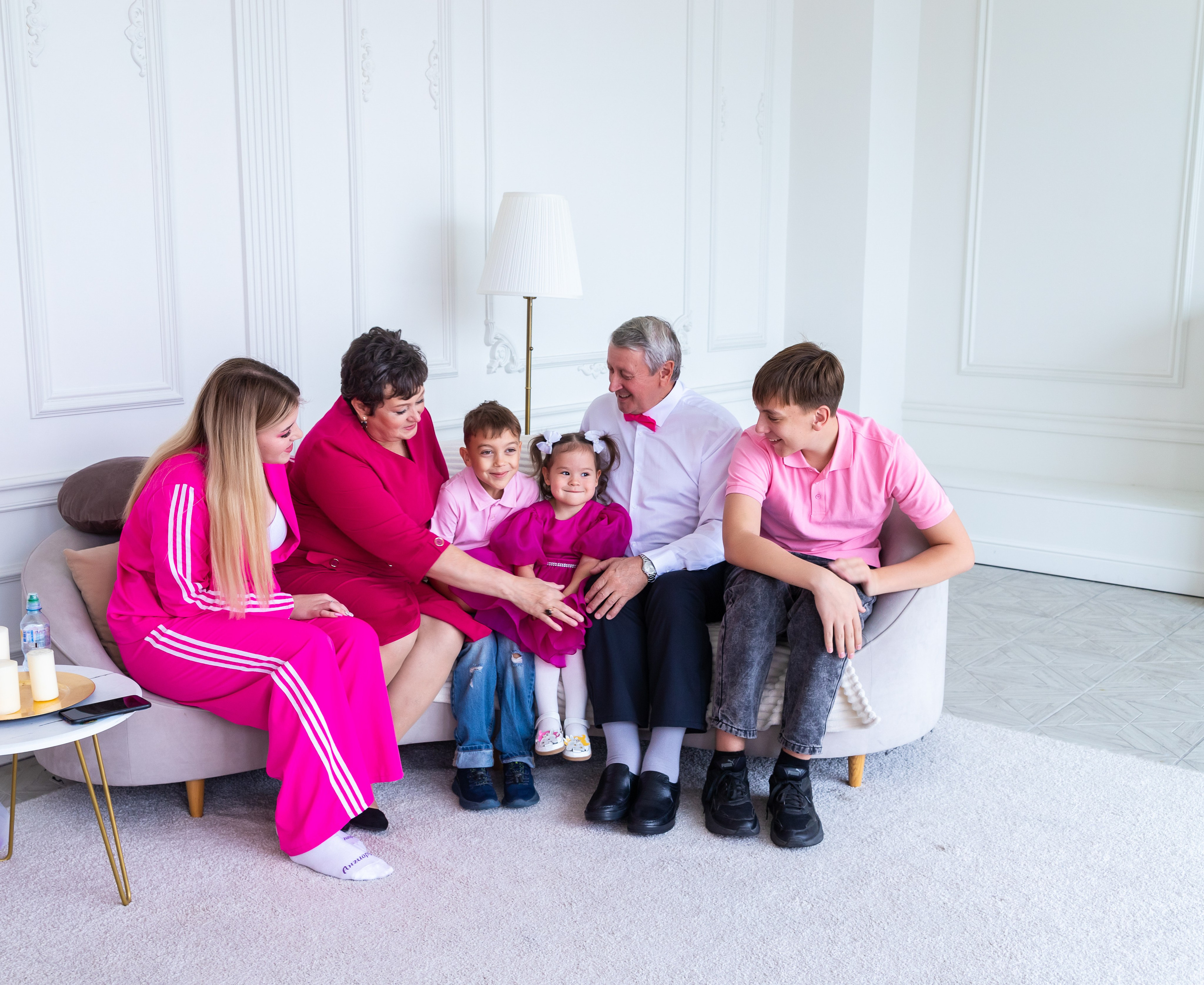 Семейная фотостудия. Семейный, свадебный и детский фотограф в Новосибирске Ольга Хидченко