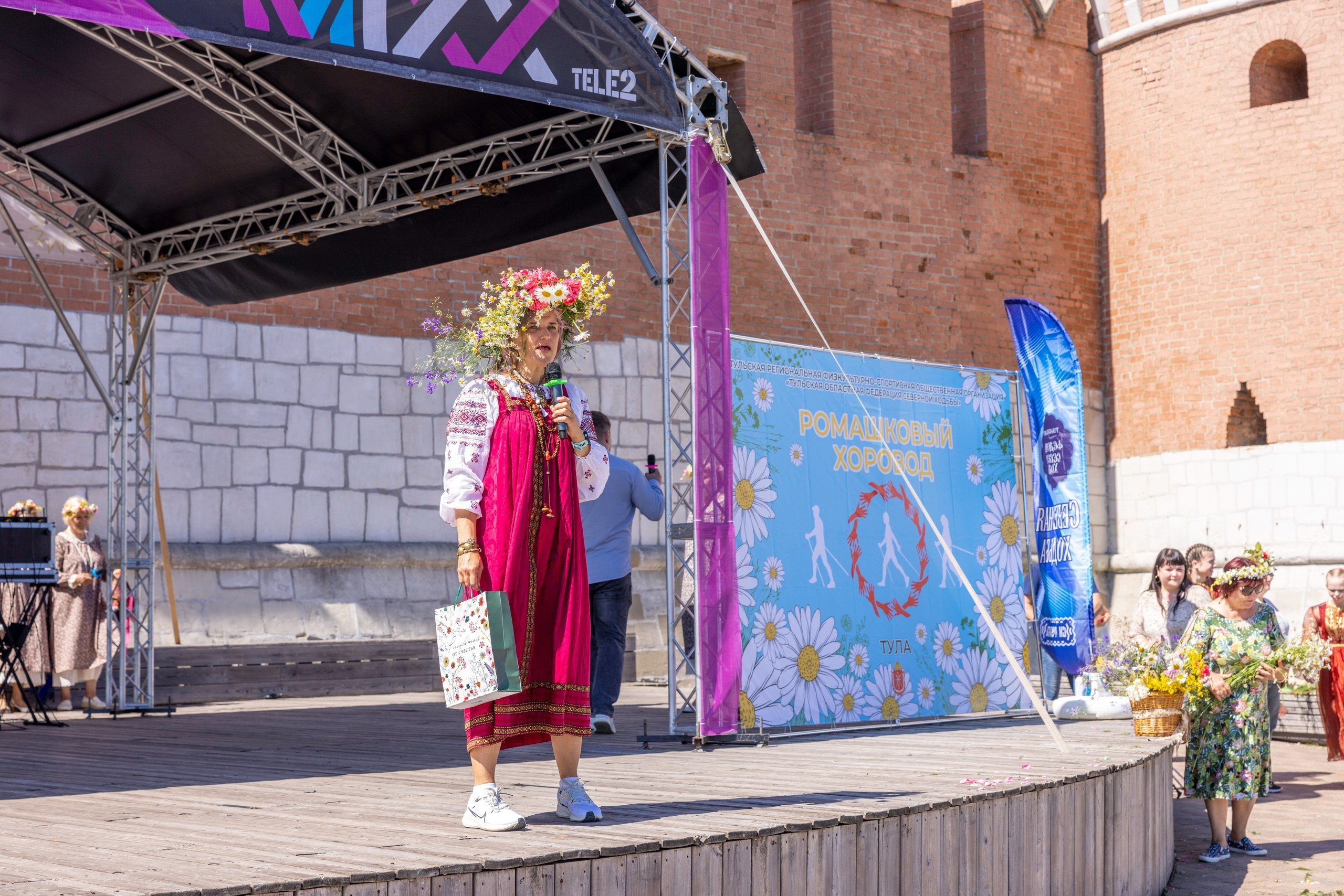 Фестиваль «Ромашковый хоровод». Северная ходьба. Фотограф в Туле Крупский АнДРей. Фотостудия «КАДР71» в Туле