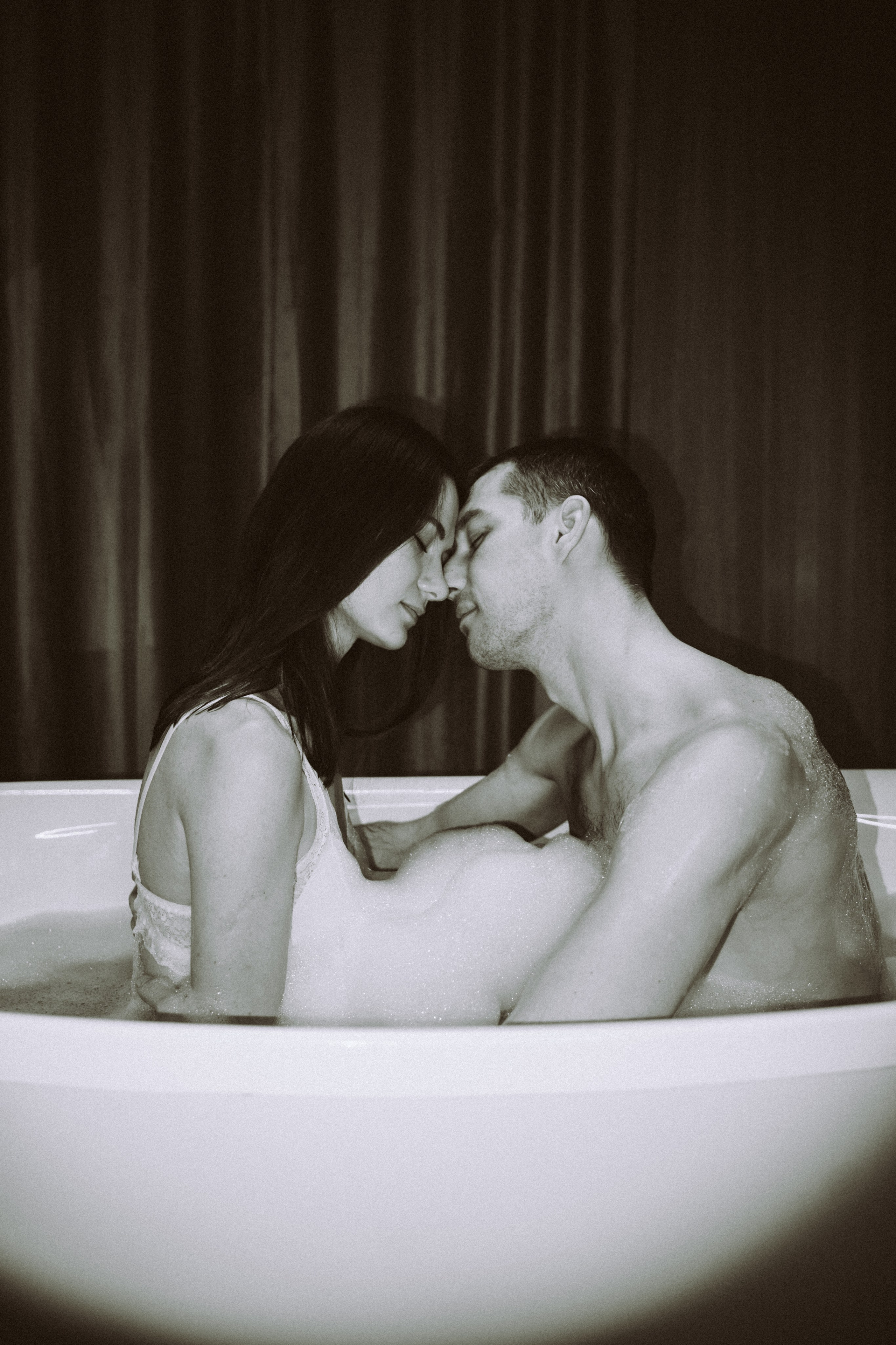 Чувственное лав стори Елены и Артема. Свадебный фотограф Юлия Копылова