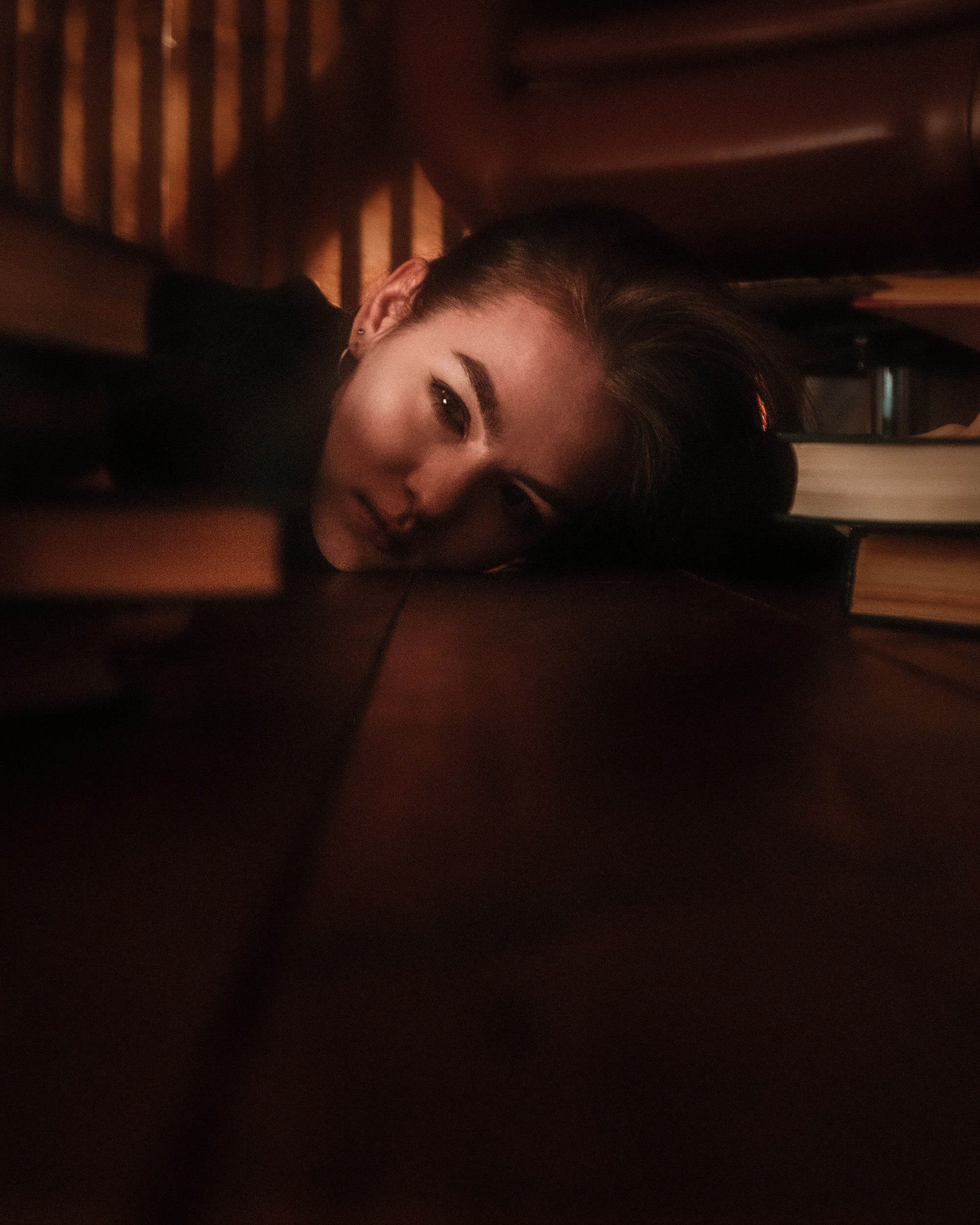 Софа. Ищем потаённое. Портретный и предметный фотограф в Санкт-Петербурге