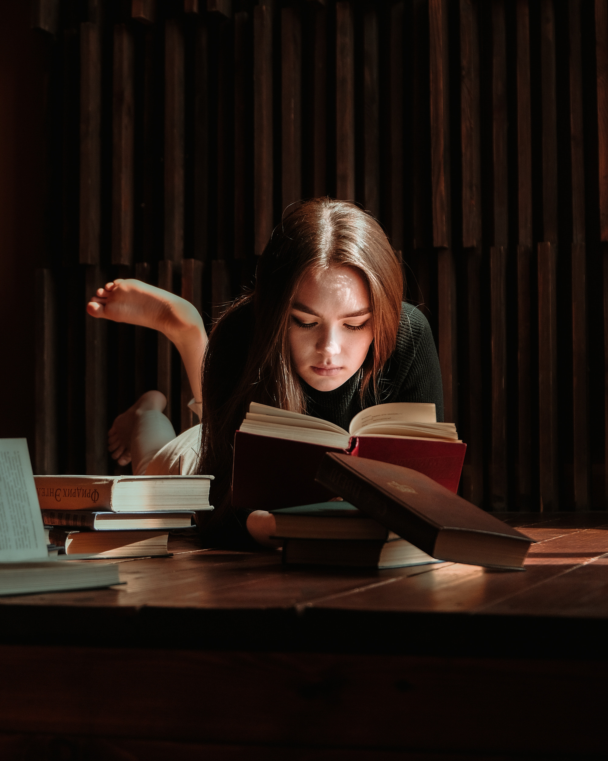 Софа. Ищем потаённое. Портретный и предметный фотограф в Санкт-Петербурге