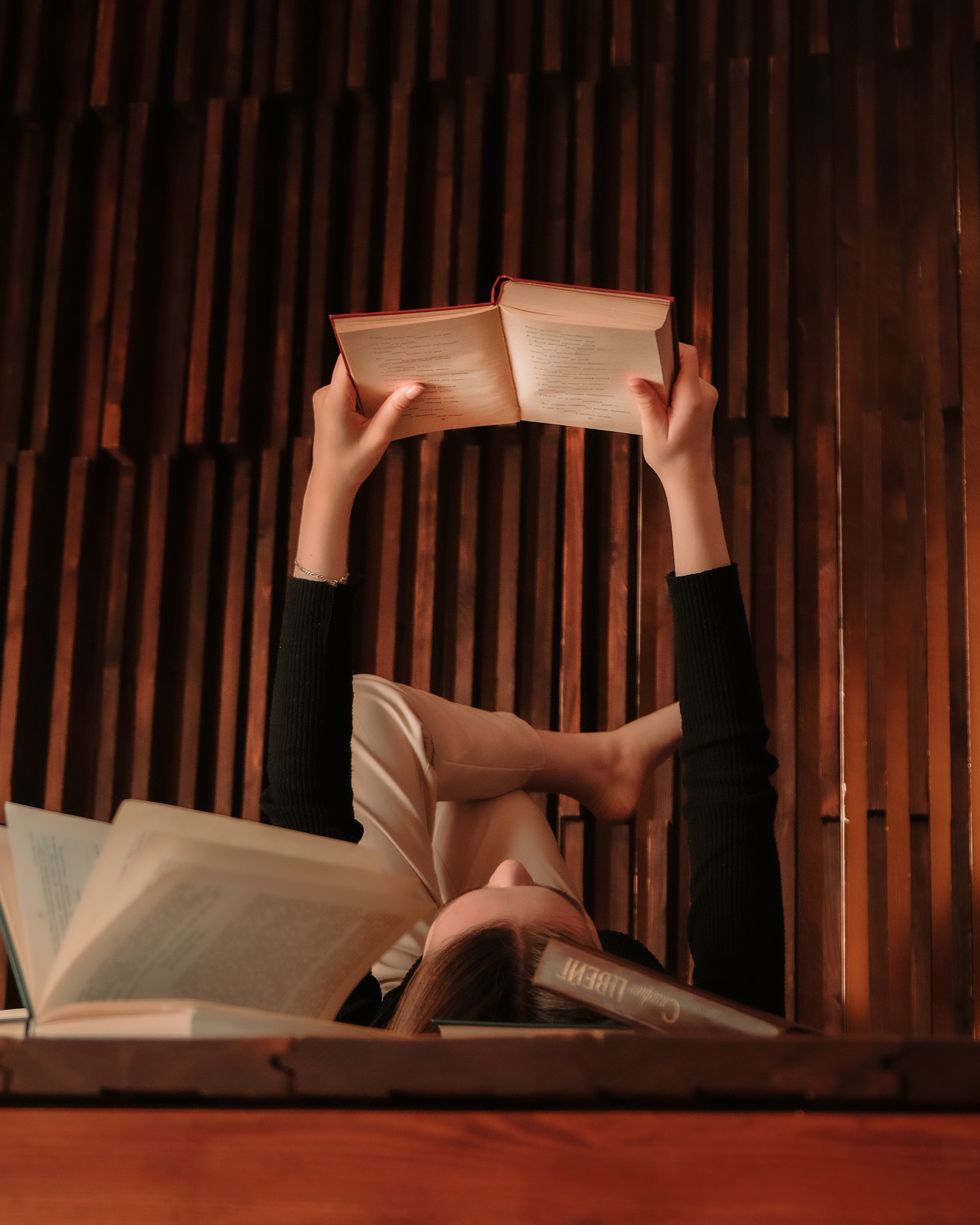 Софа. Ищем потаённое. Портретный и предметный фотограф в Санкт-Петербурге