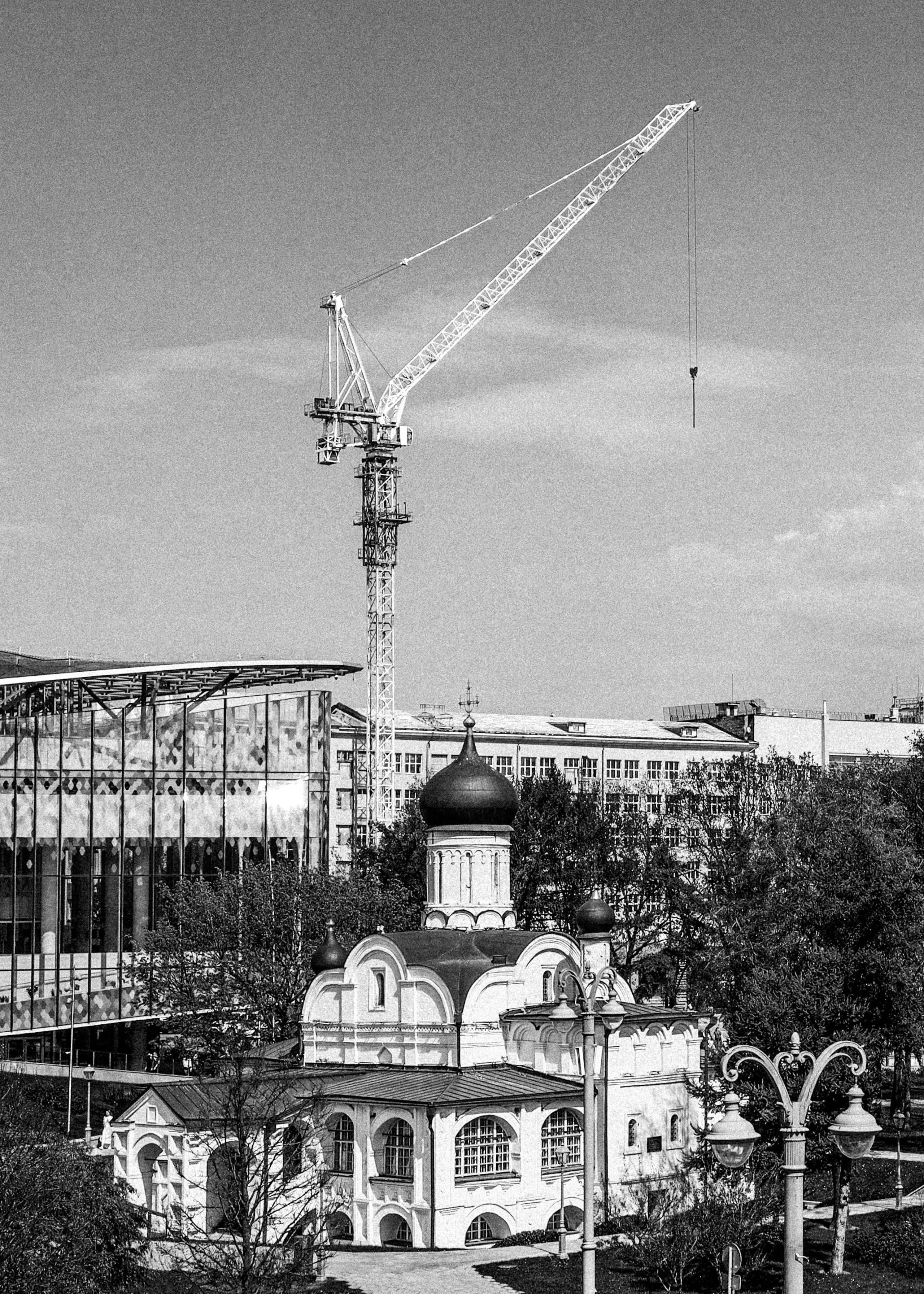 Весна 2026 ЧБ. Фотограф в Москве — Рина Серёгина