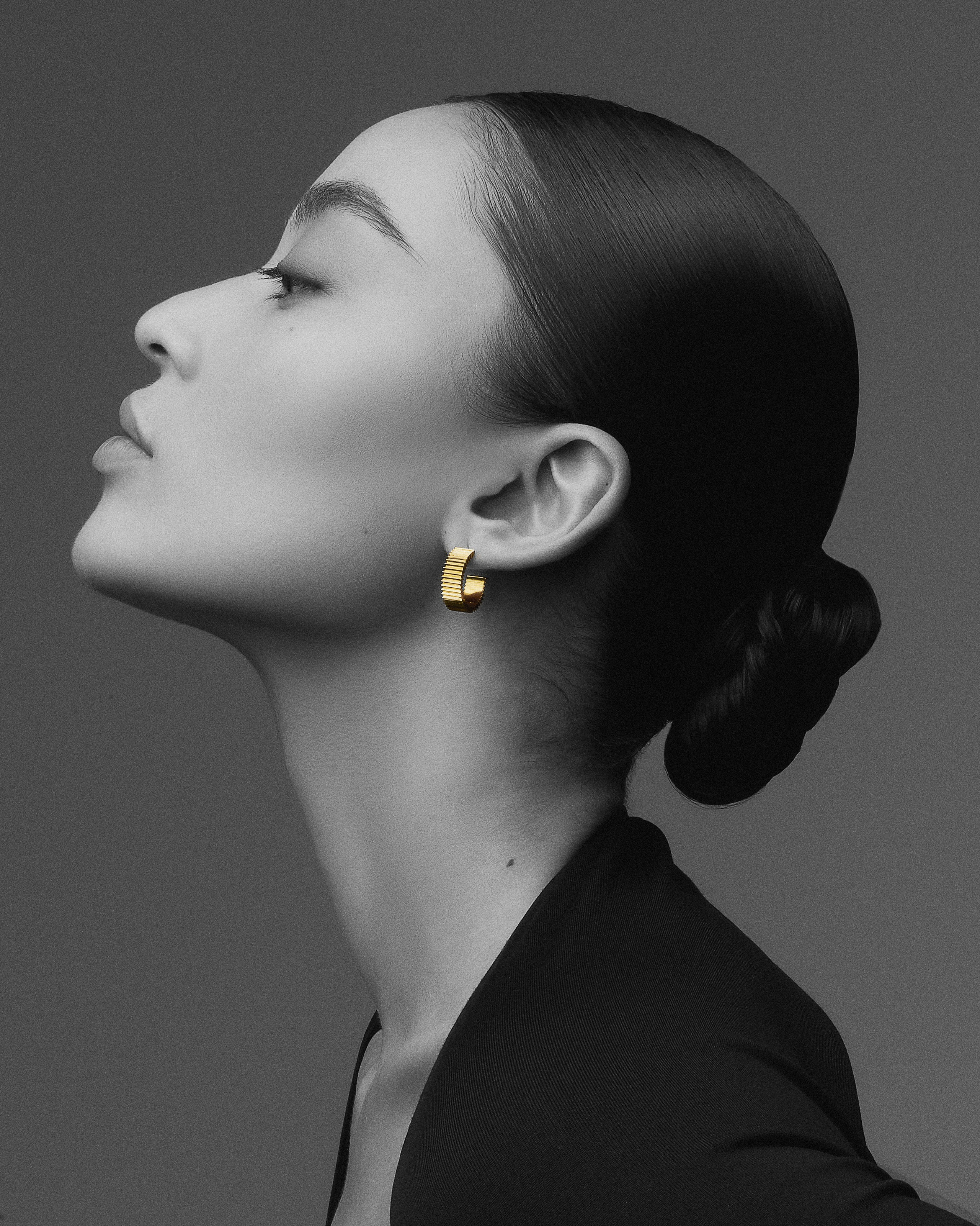 Kazakh Yuvelir. Fashion and advertising photographer