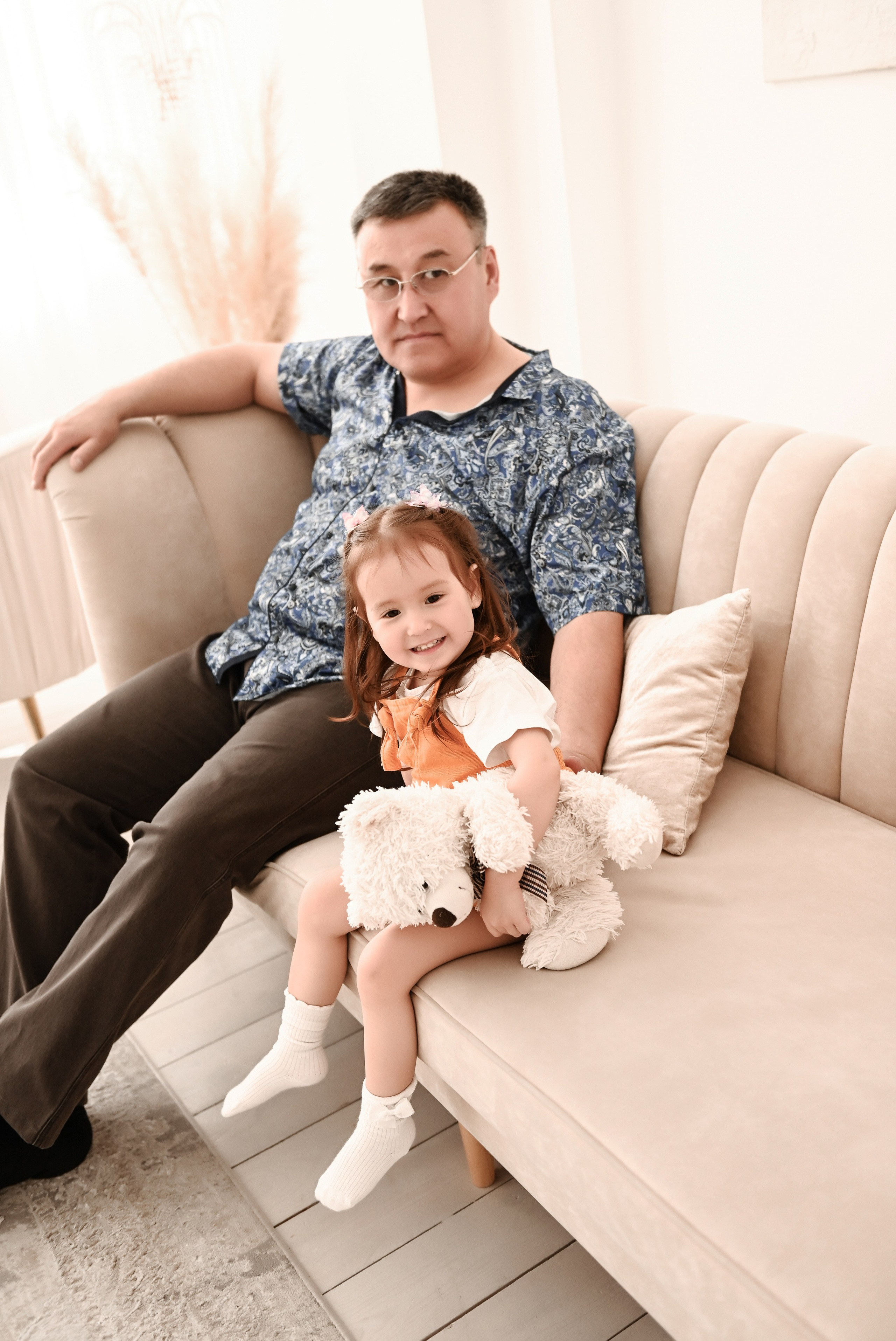 Семейная студийная  фотосессия 2. Свадебный, семейный, детский, контент фотограф в Омске Максим Ильин