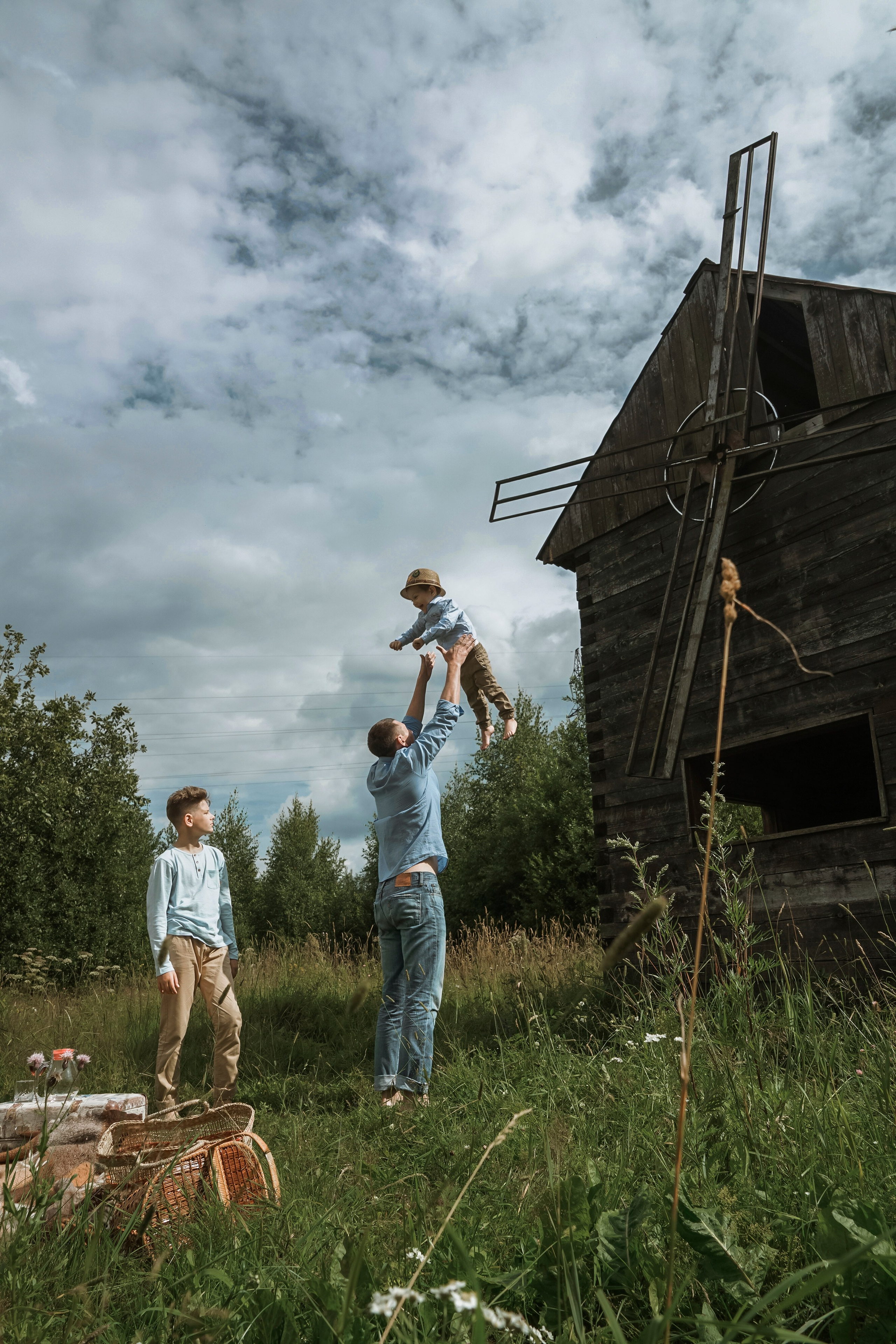 Семейная съёмка на старой Мельнице. Свадебный, семейный и контент фотограф в Санкт- Петербурге Елена Грие