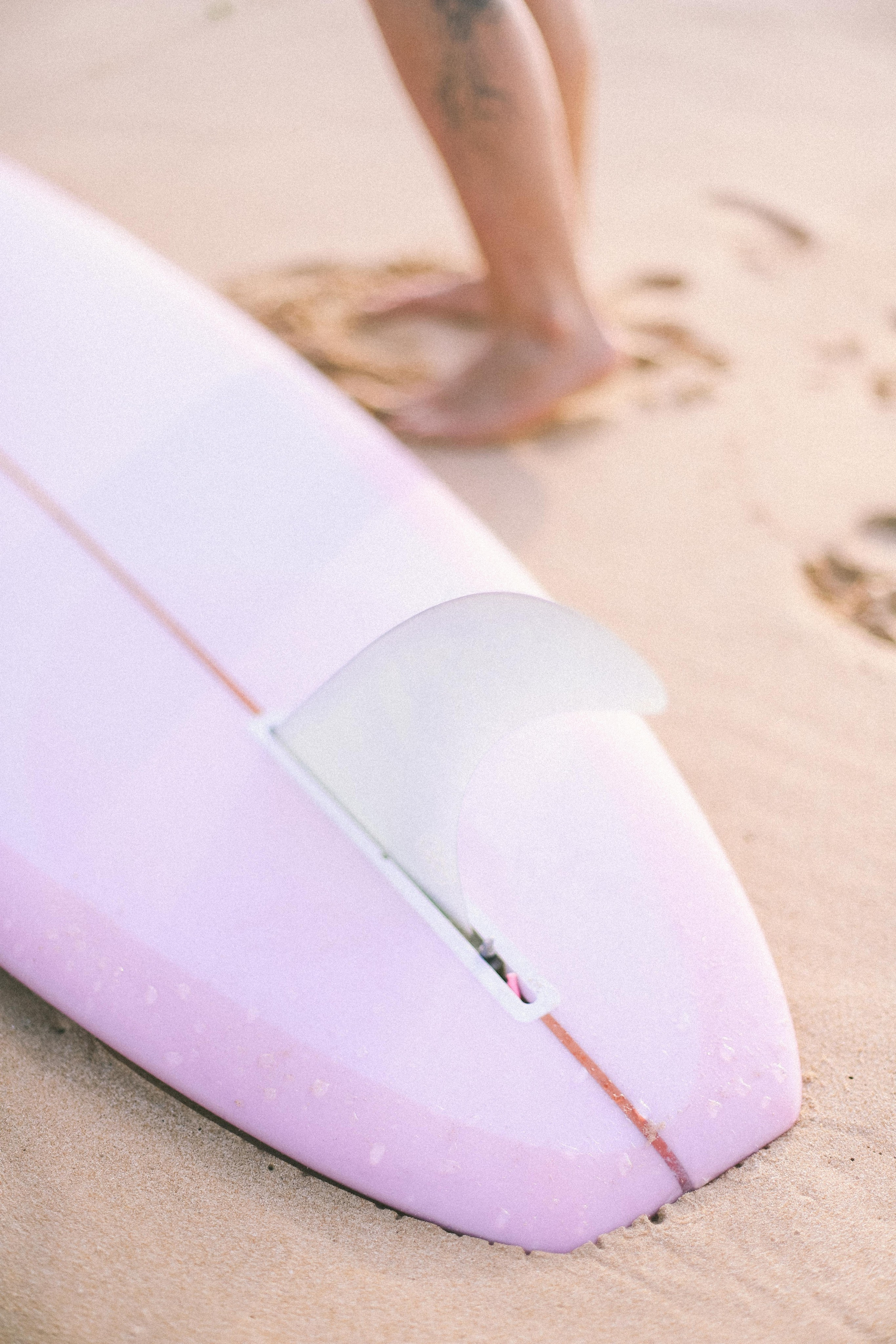 Съемка серфинга на рассвете | Девушка с доской Ross Concept на Coconut Beach. Фотограф на Шри-Ланке