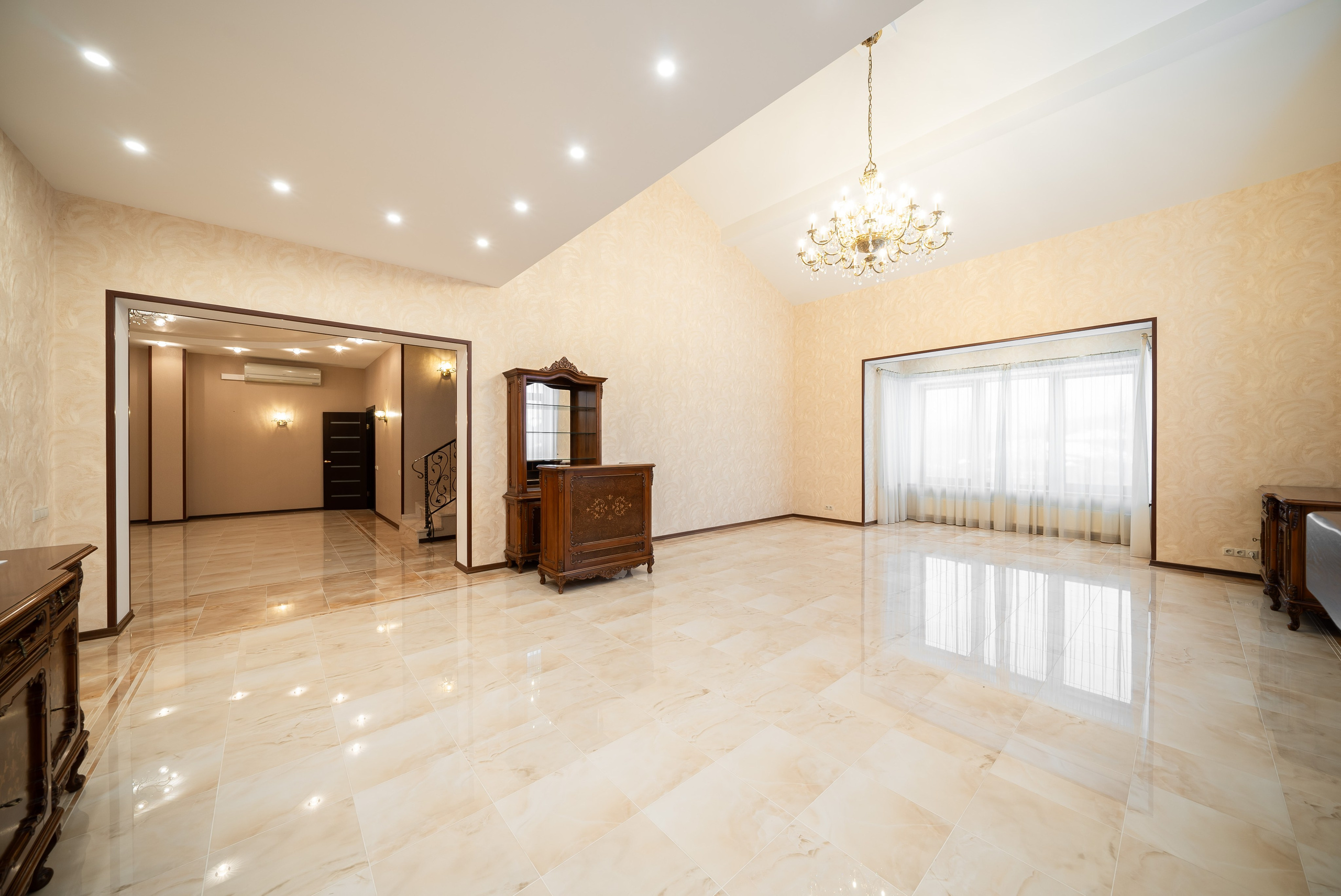 ДОМ п. АДМИРАЛ. Фото и видео-съемка Андраник Хачатурян