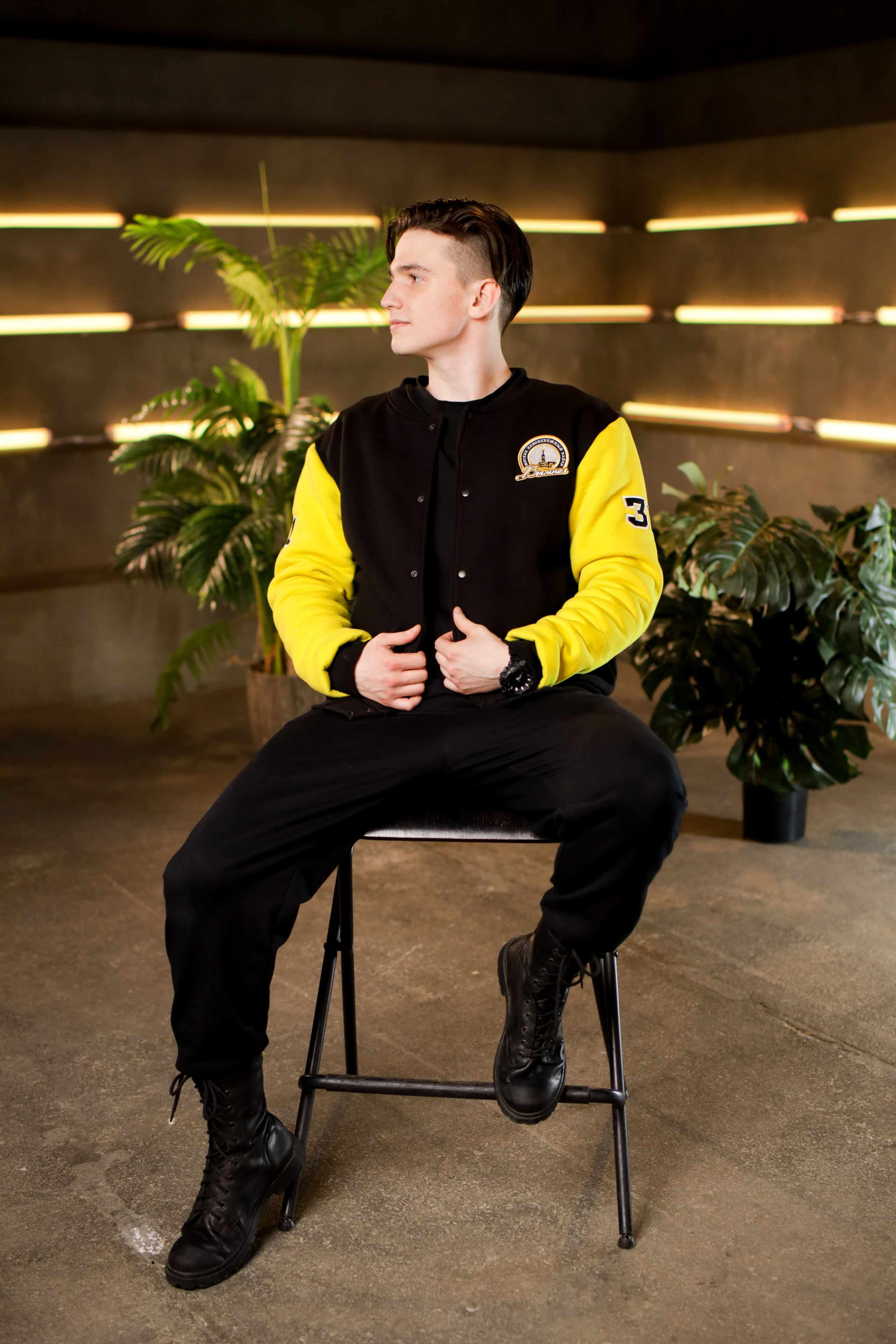 Неон портреты. Главная