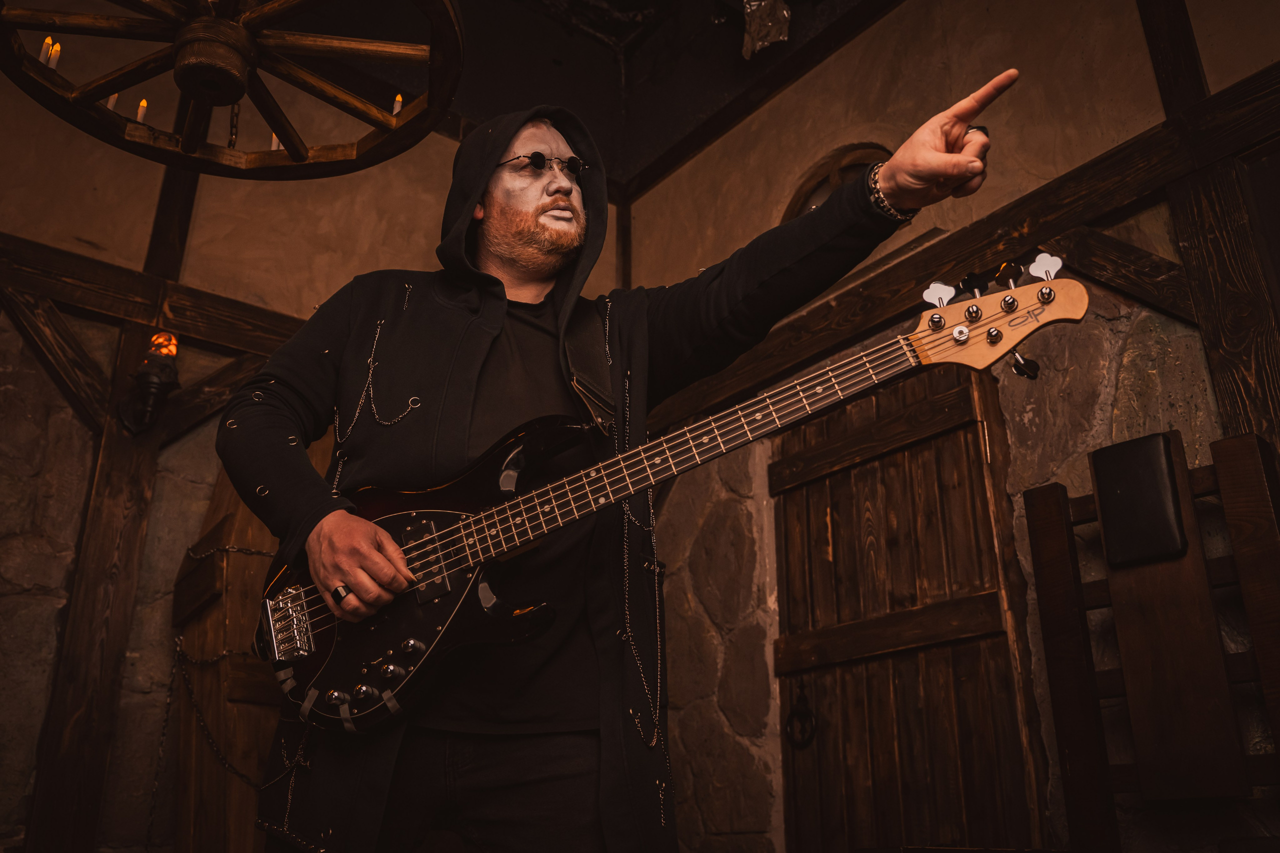 Группа NAGART в таверне. Репортажный фотограф Анастасия Рубцова