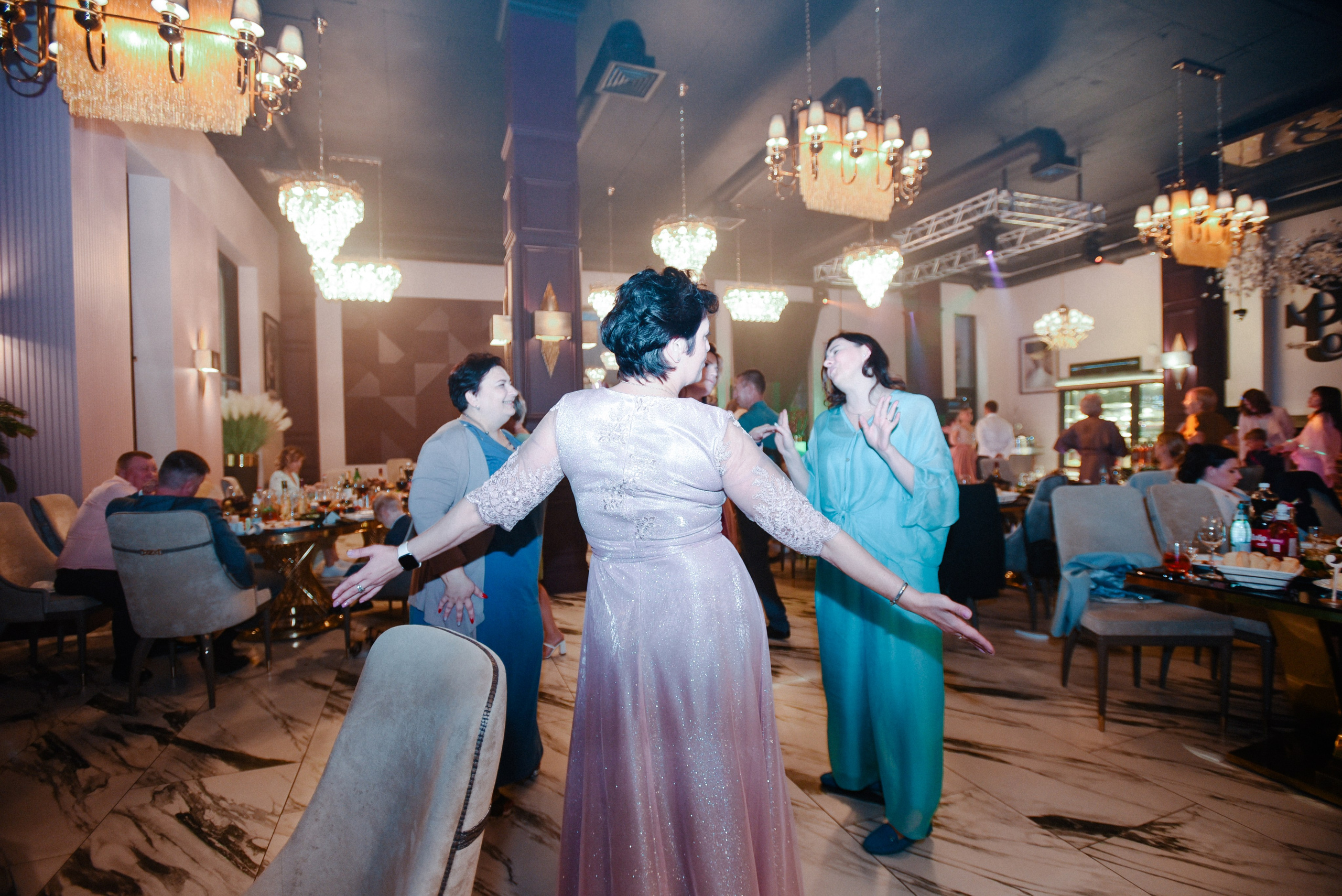 Виктор и Ангелина Банкет на 100 гостей Ресторан Segreto. Фотограф Лола Волна, город Москва