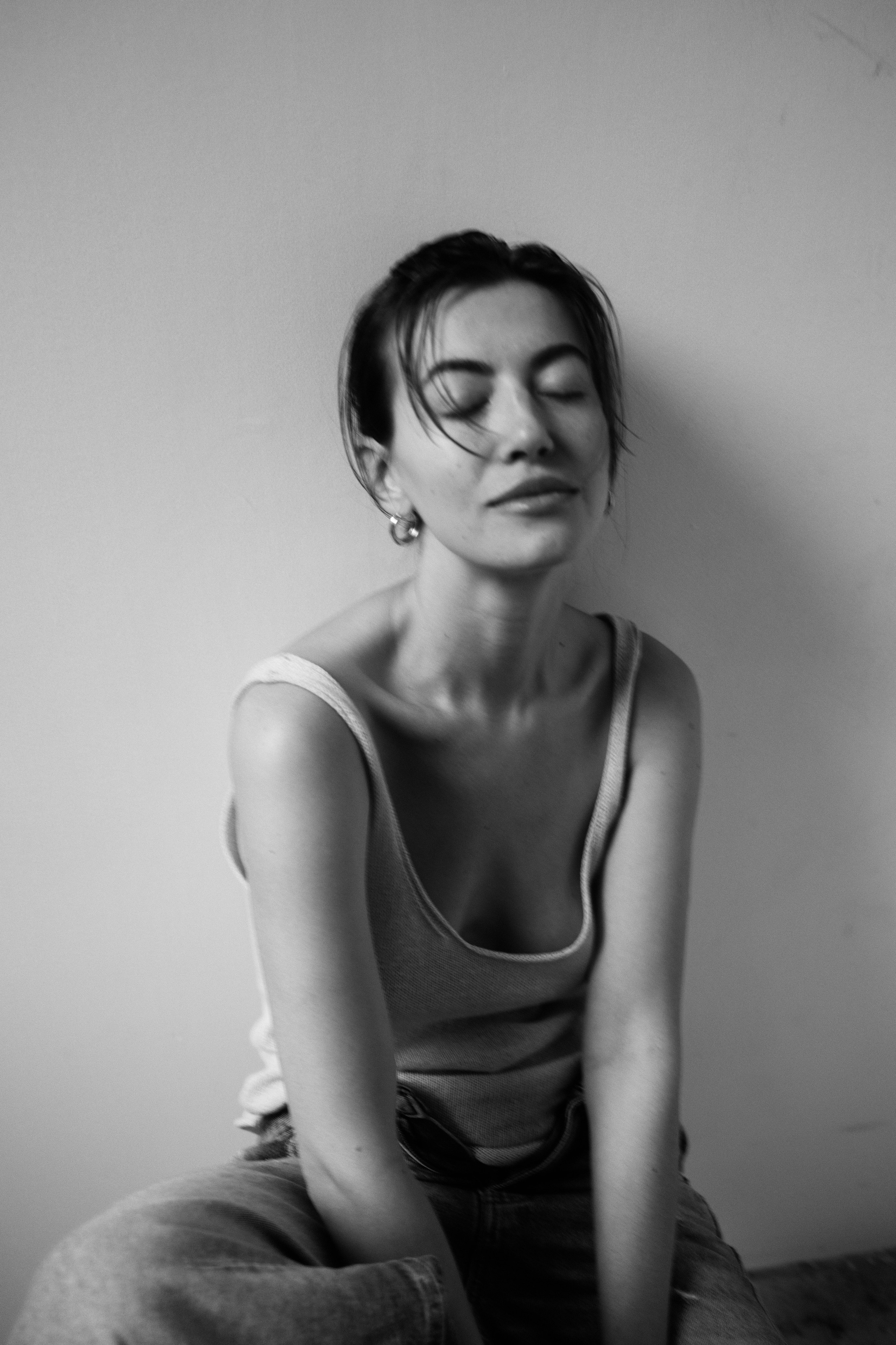 Her. Artem Khusainov