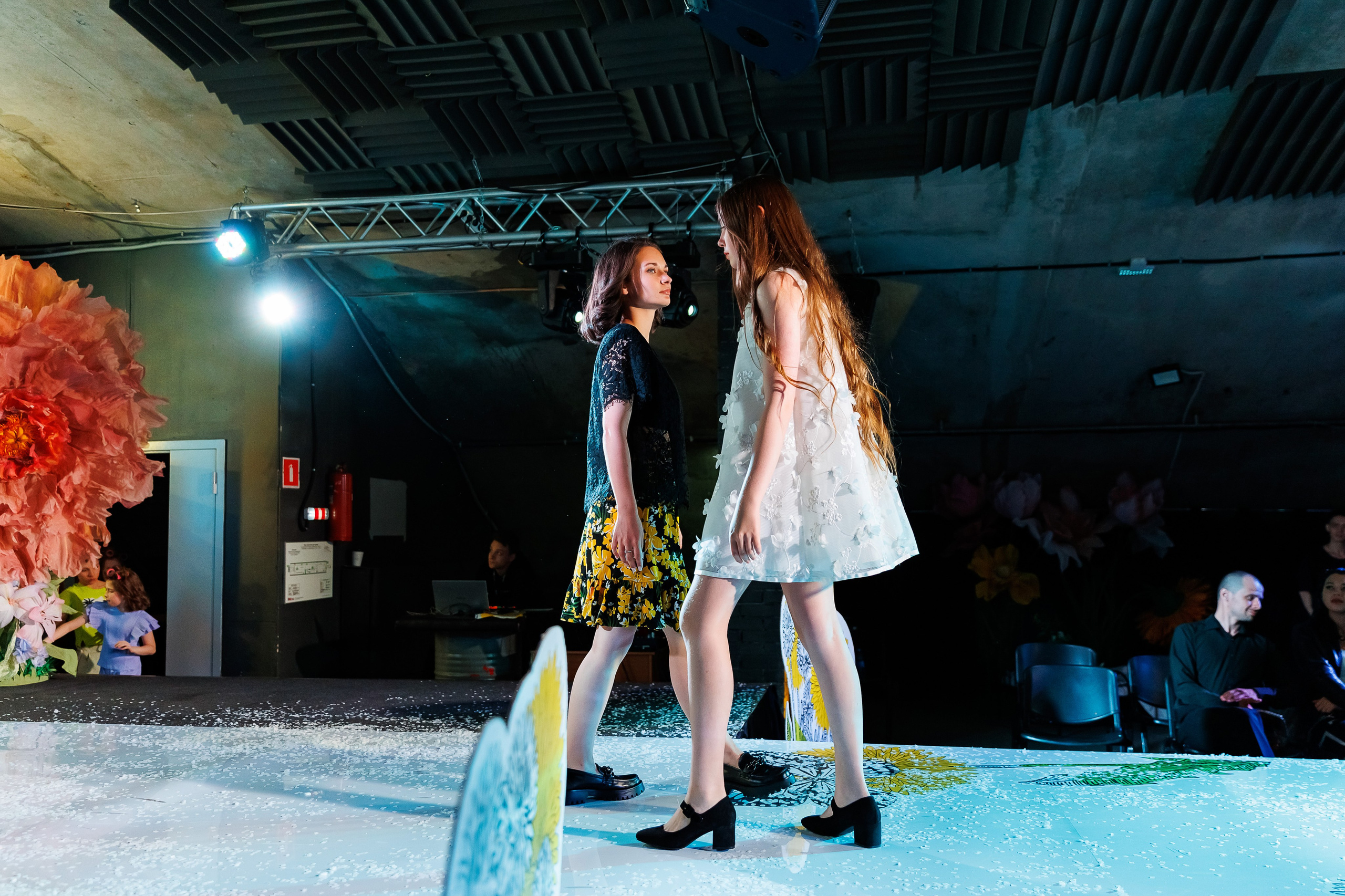 Показ Надежды Шибиной от журнала «Жираf». Фотограф Новосибирск — Наталья Гресь