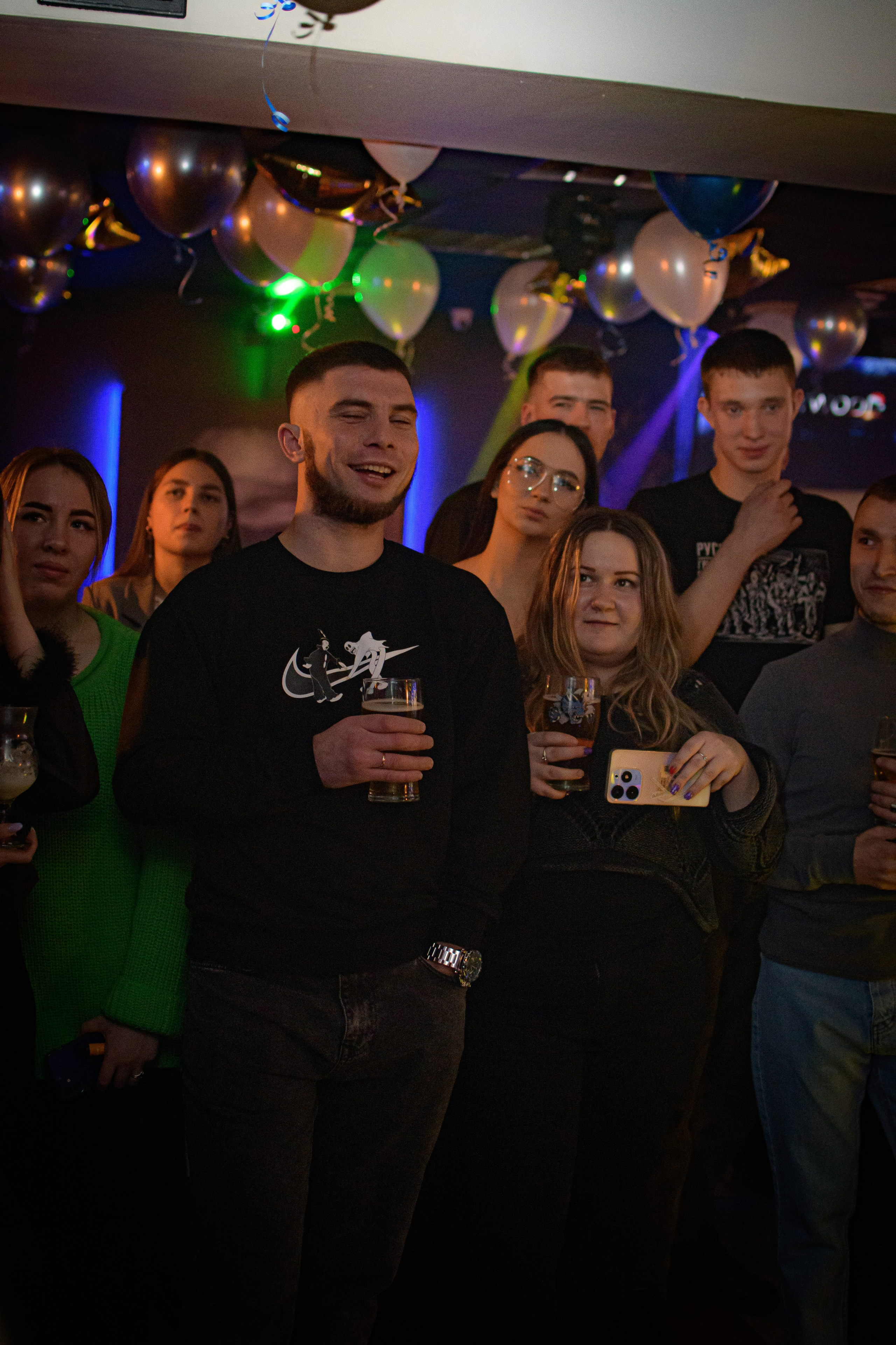 HOLLYWOOD / 6 YEARS. Photokarish