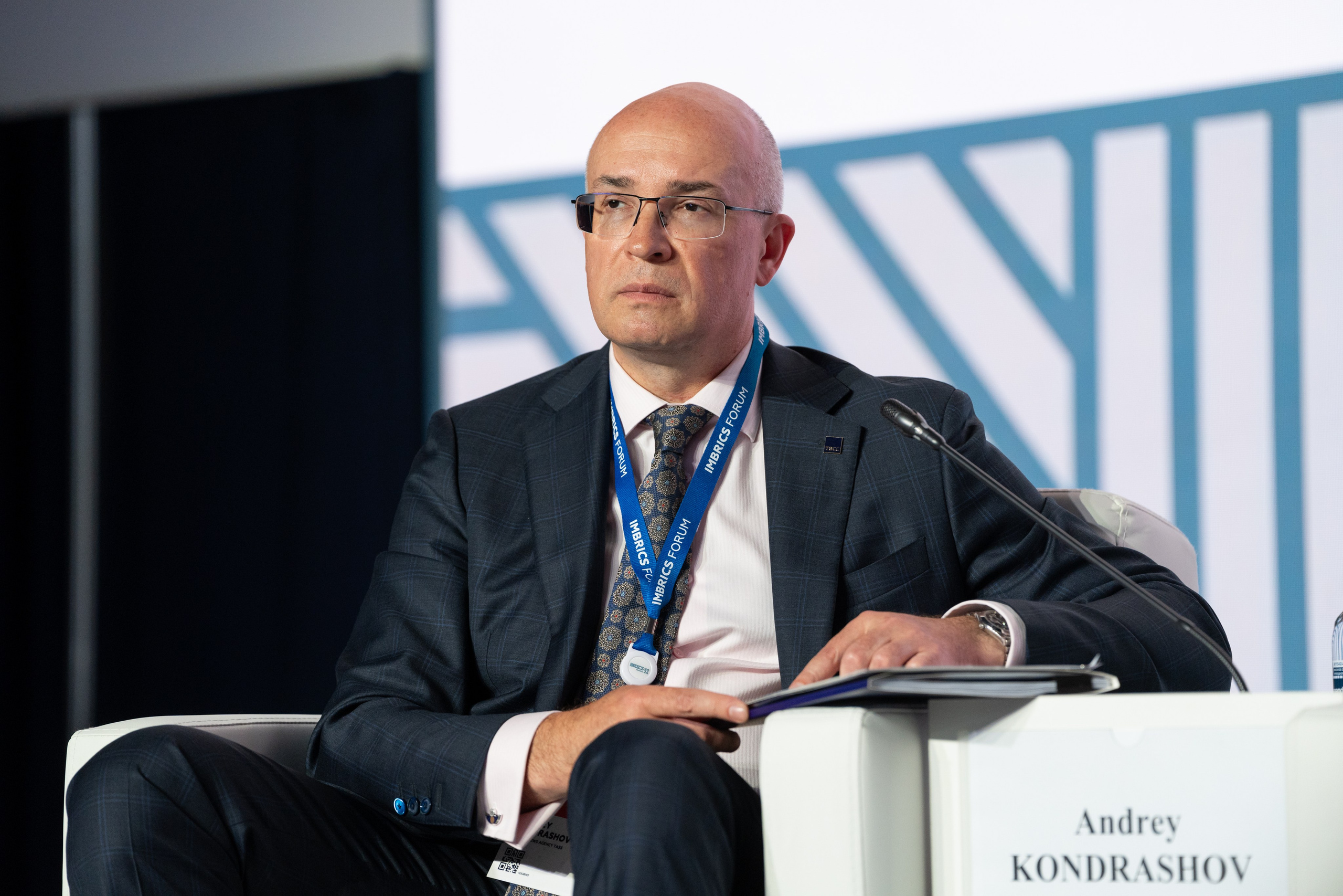 Конференции. Фотограф и видеограф в Москве Максим Демченко