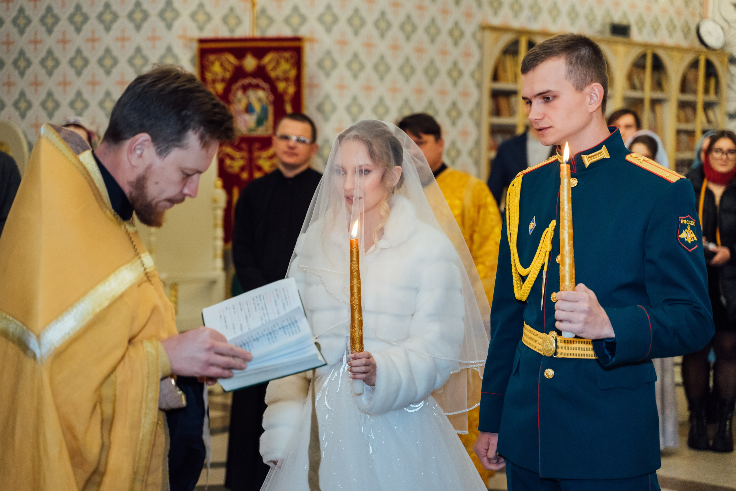 Венчание Вячеслав и Виктория. Свадебный фотограф в Коломне, Воскресенске, Егорьевске Владимир Петров