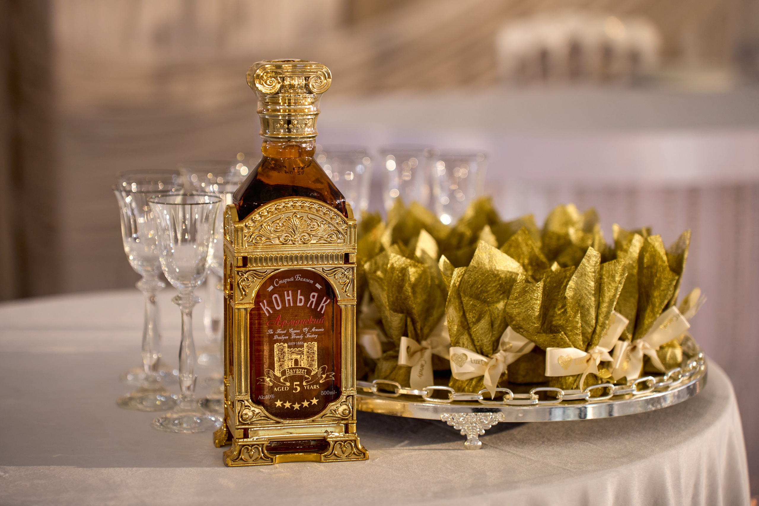 Сватовство в Краснодаре от лучших фотографов и операторов TWINS STUDIO. ТВИНС СТУДИО — лучшие свадебные фотографы и видеографы в Краснодаре