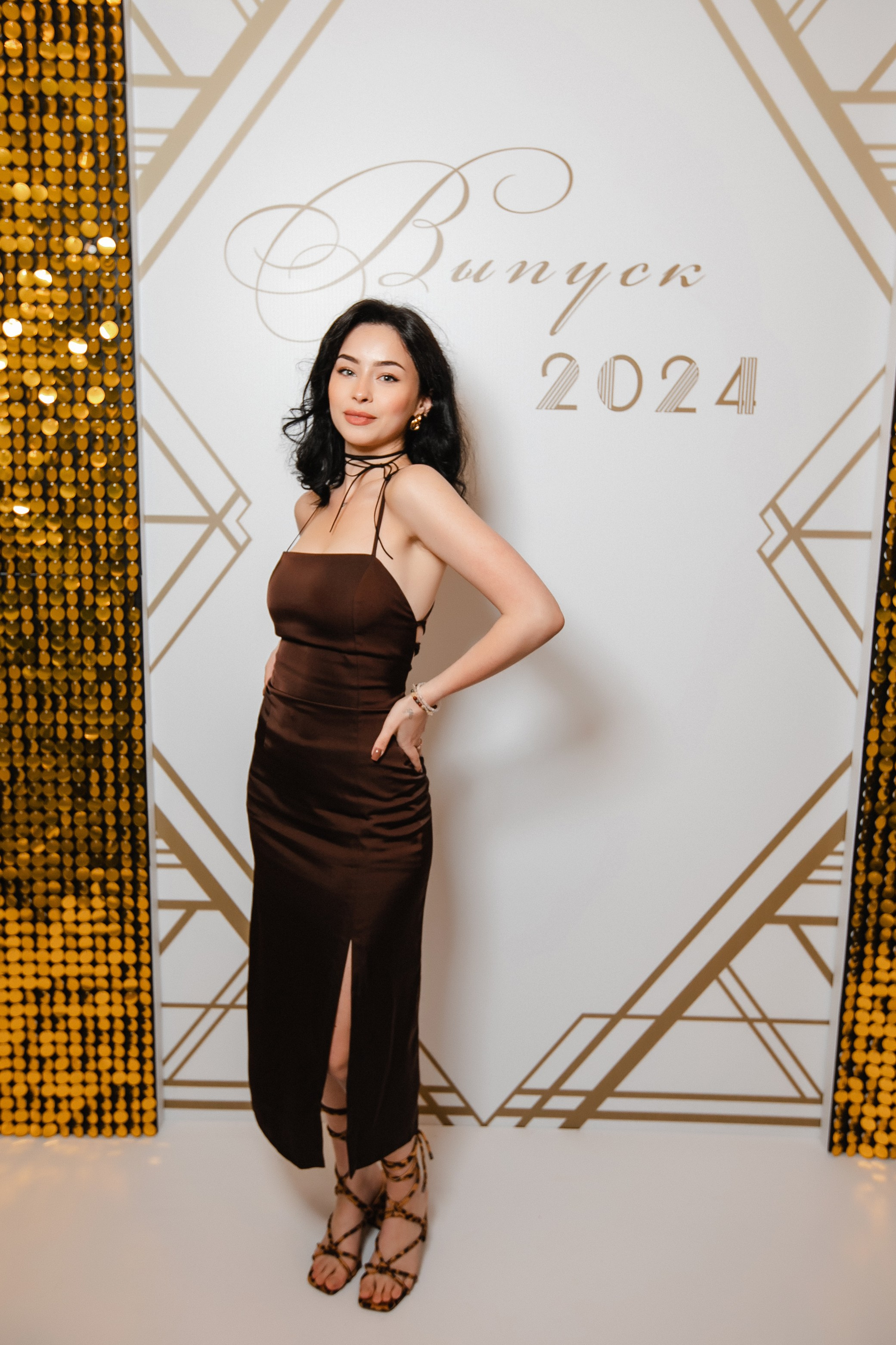 Выпускной Гимназия 1. Роман Урумбаев фотограф Нижневартовск