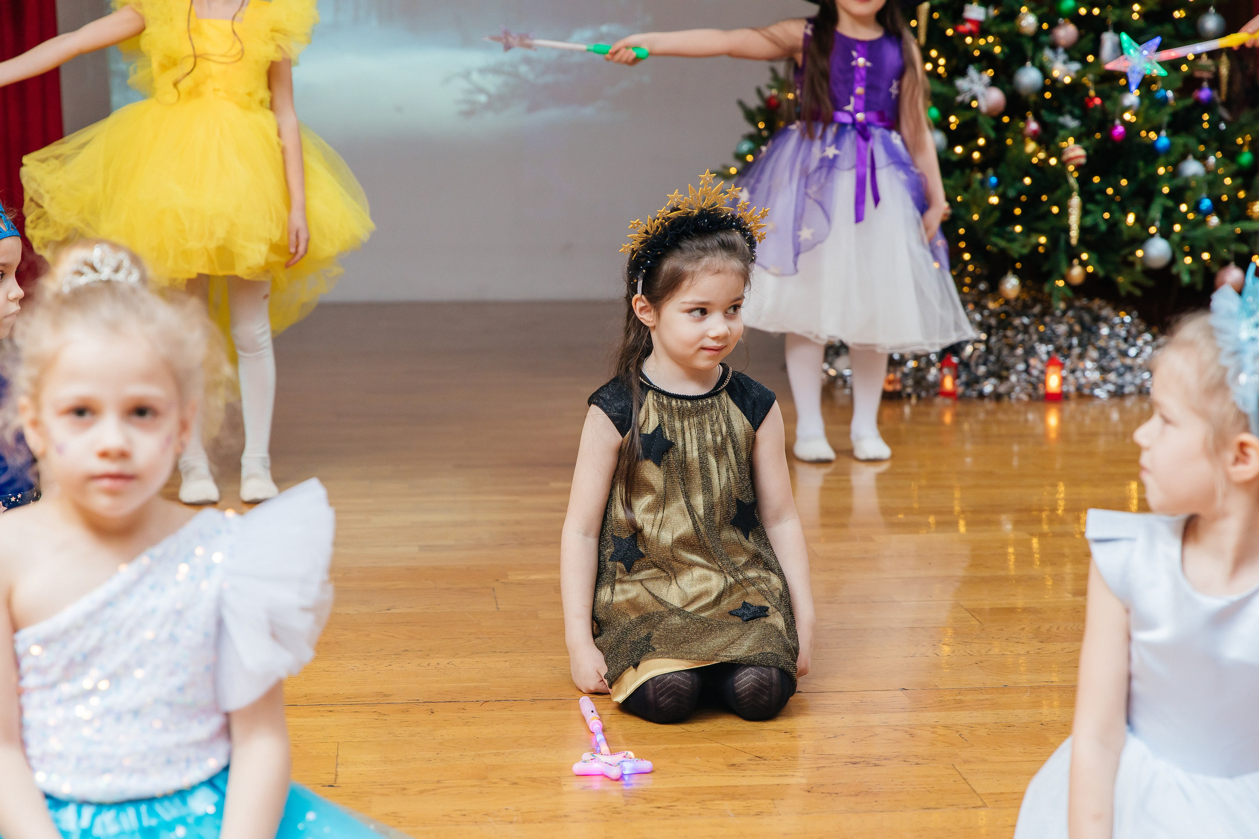 Детский сад № 93 — Утренник (27.12.2024). Свадебный и семейный фотограф Крамар Наталья