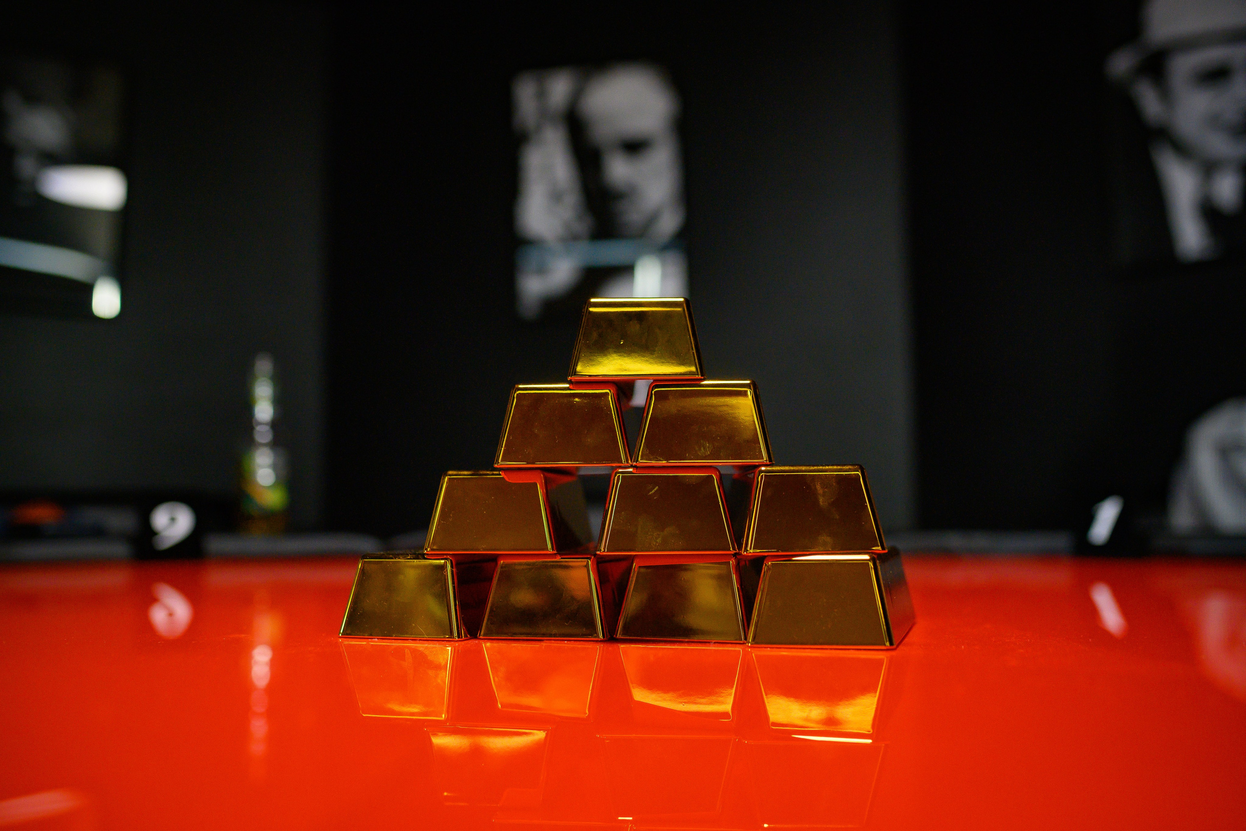 Мафия в Манипуляции. Фотограф г. Хабаровск