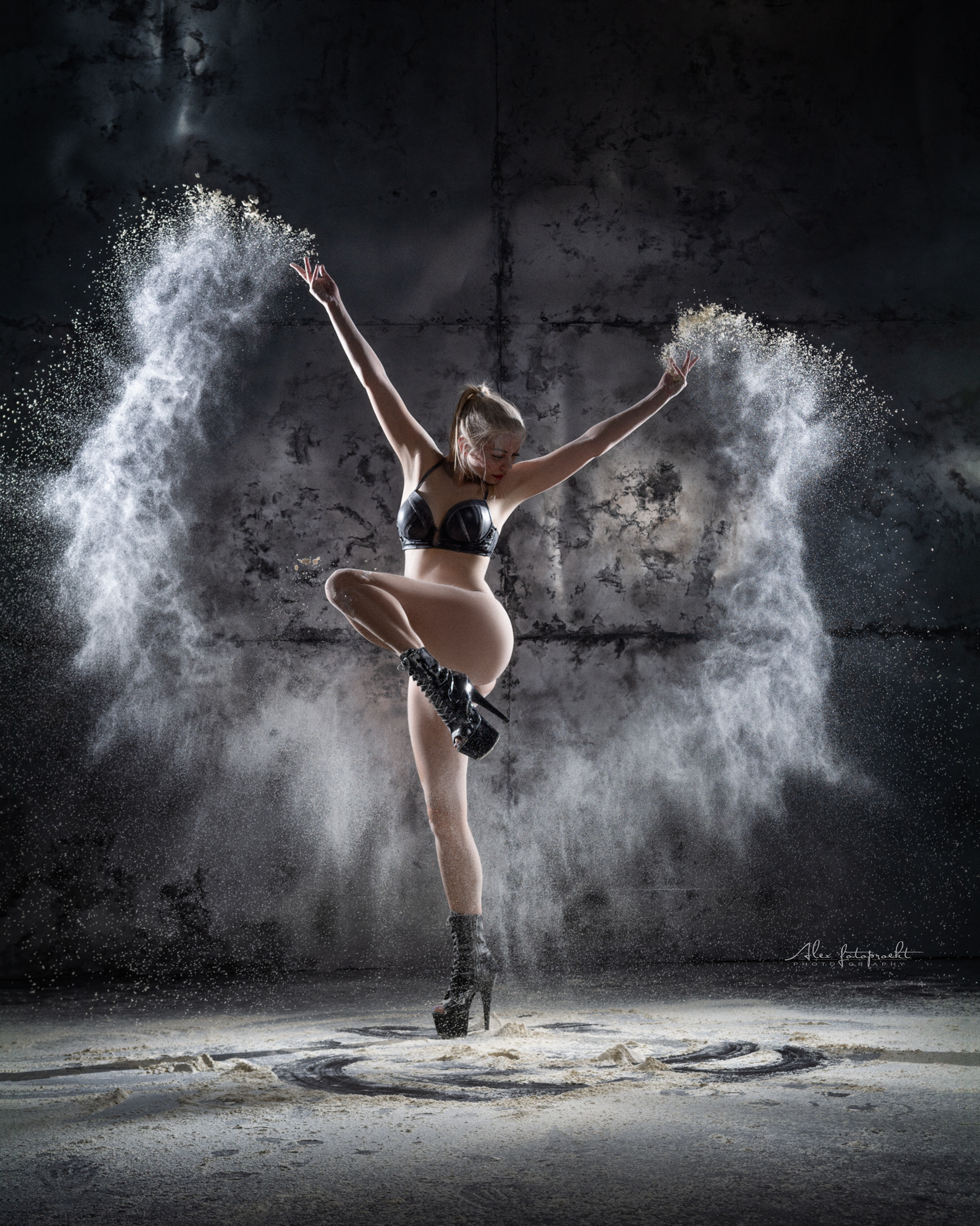 Разное. Fitness, PoleDance и Nude-art фотограф в Новосибирске Александр Коркин