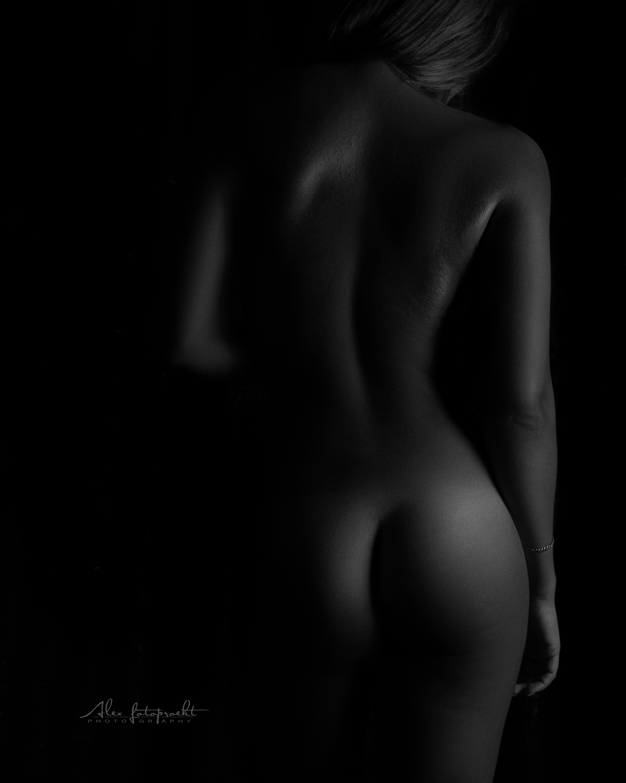 AQUA & Home. Fitness, PoleDance и Nude-art фотограф в Новосибирске Александр Коркин