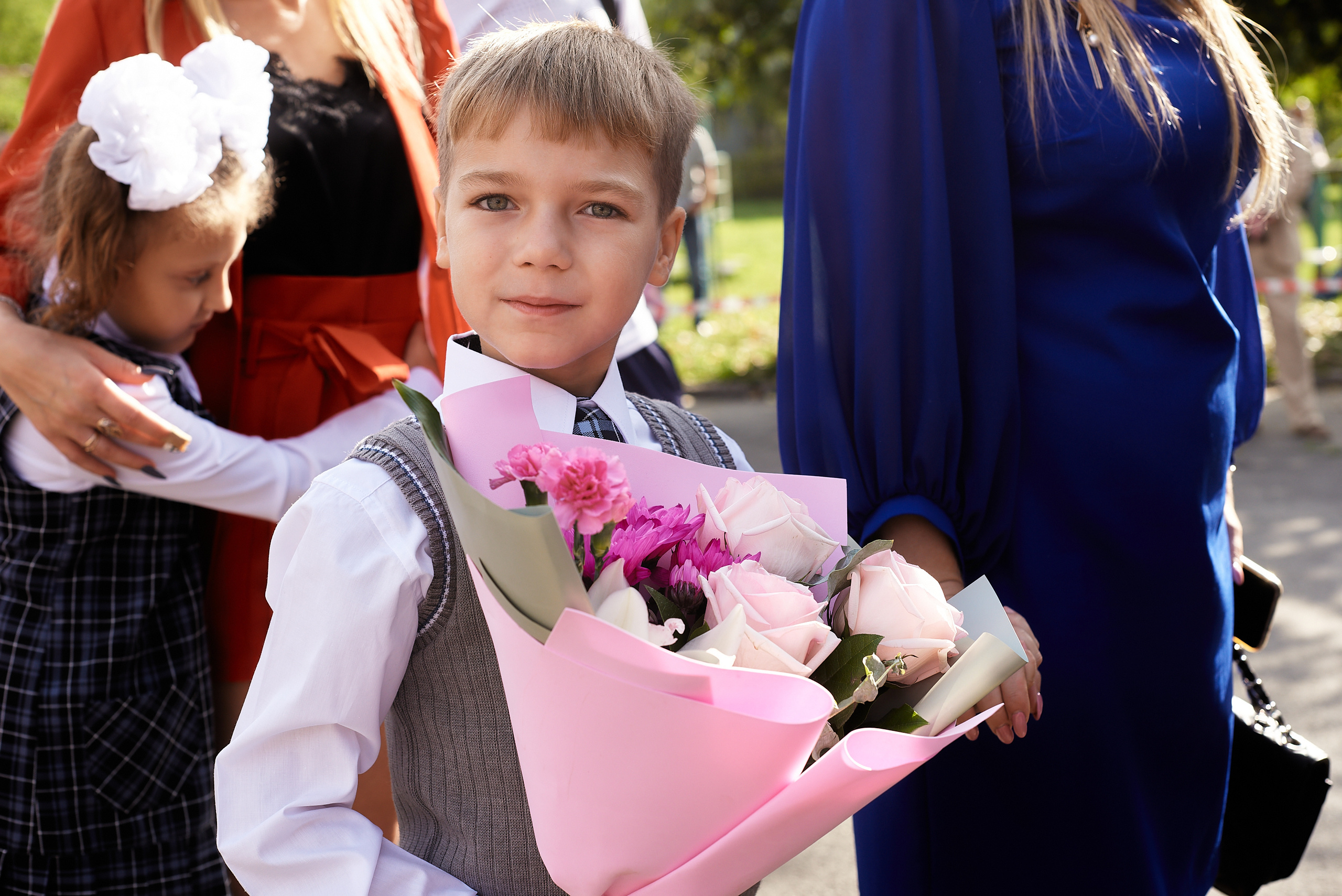 Фотосъёмка 1 сентября | Школьный фотограф День знаний. Артём Савиных — профессиональный фотограф в Москве | Репортажи, свадьбы, портреты