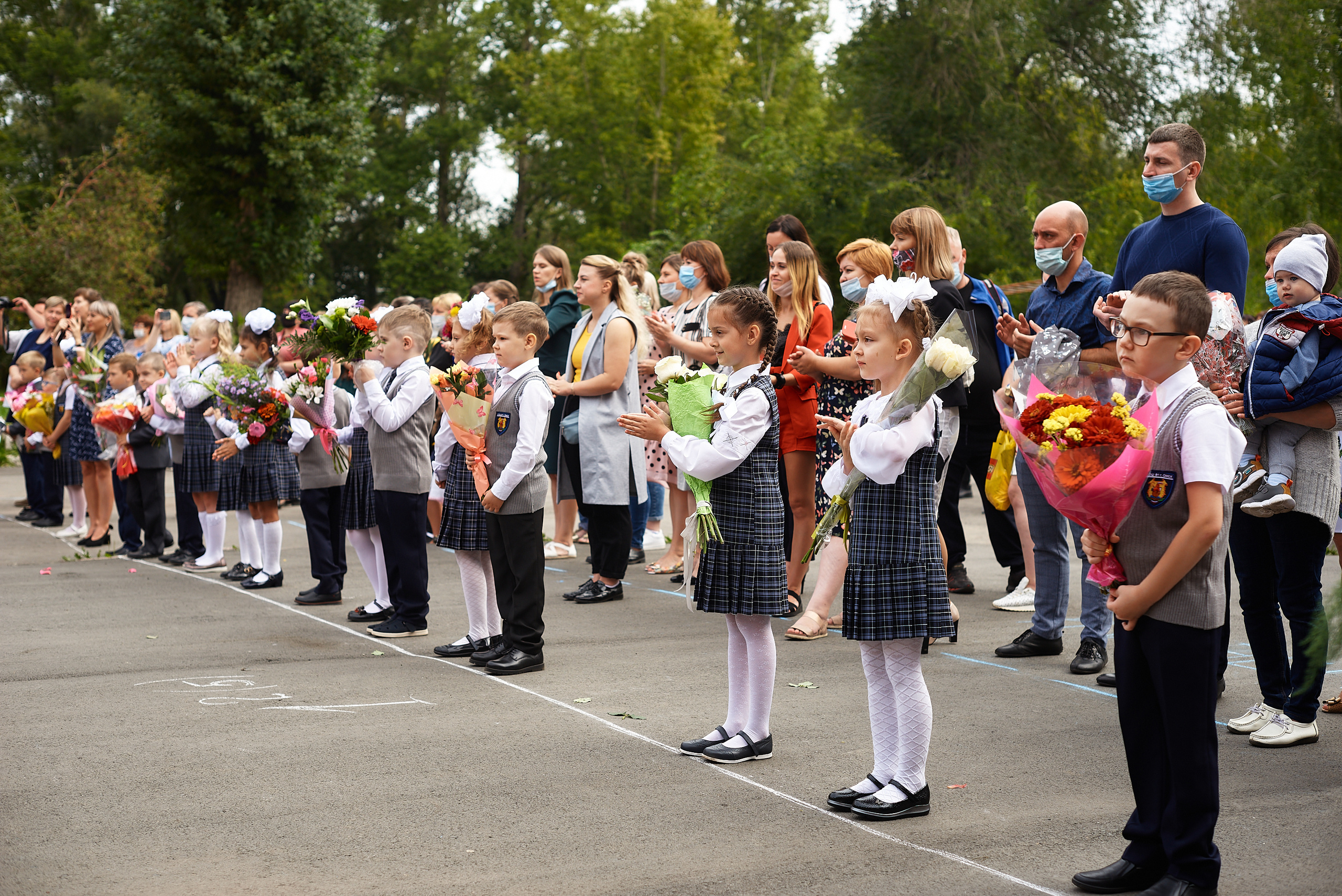 Фотосъёмка 1 сентября | Школьный фотограф День знаний. Артём Савиных — профессиональный фотограф в Москве | Репортажи, свадьбы, портреты