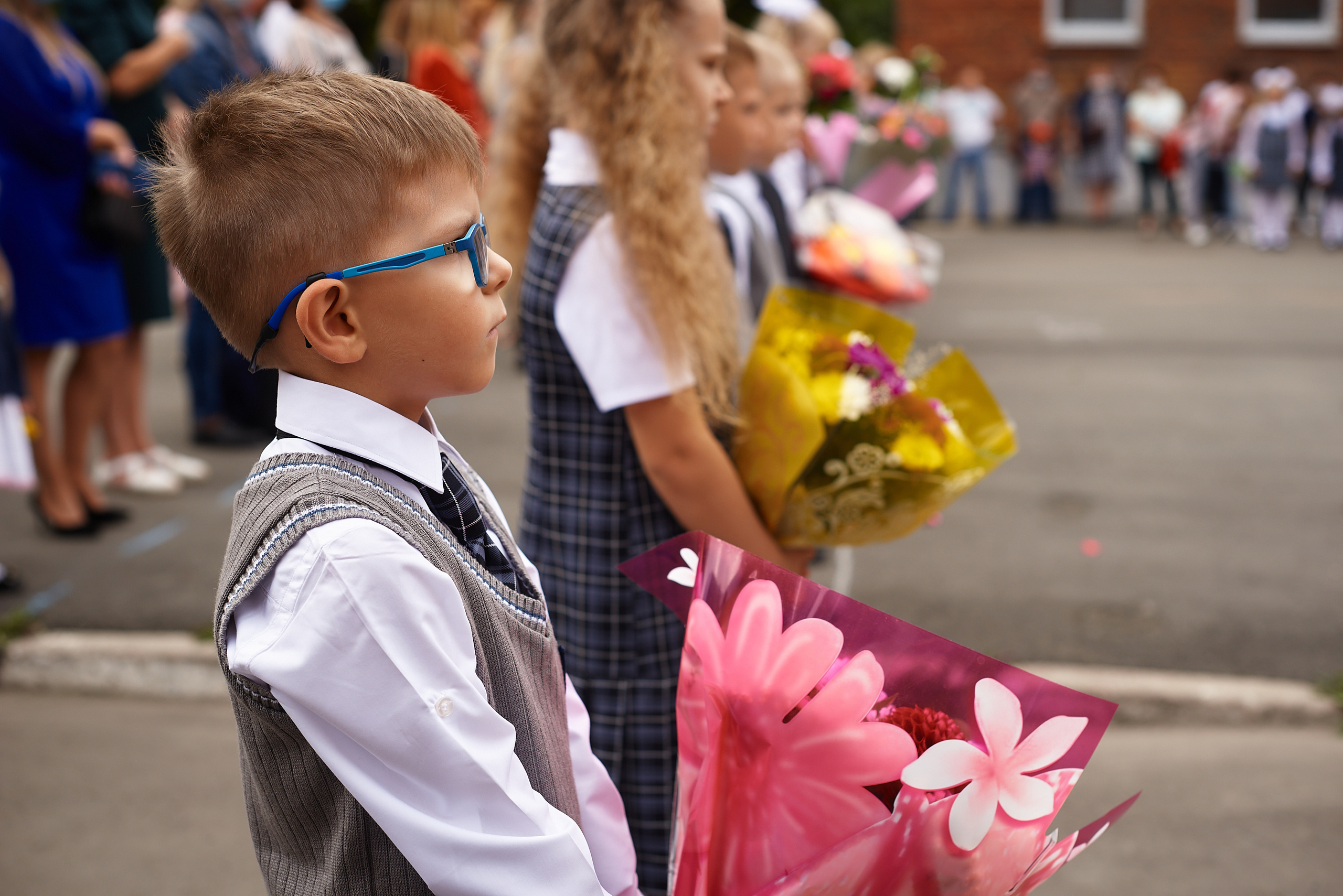Фотосъёмка 1 сентября | Школьный фотограф День знаний. Артём Савиных — профессиональный фотограф в Москве | Репортажи, свадьбы, портреты