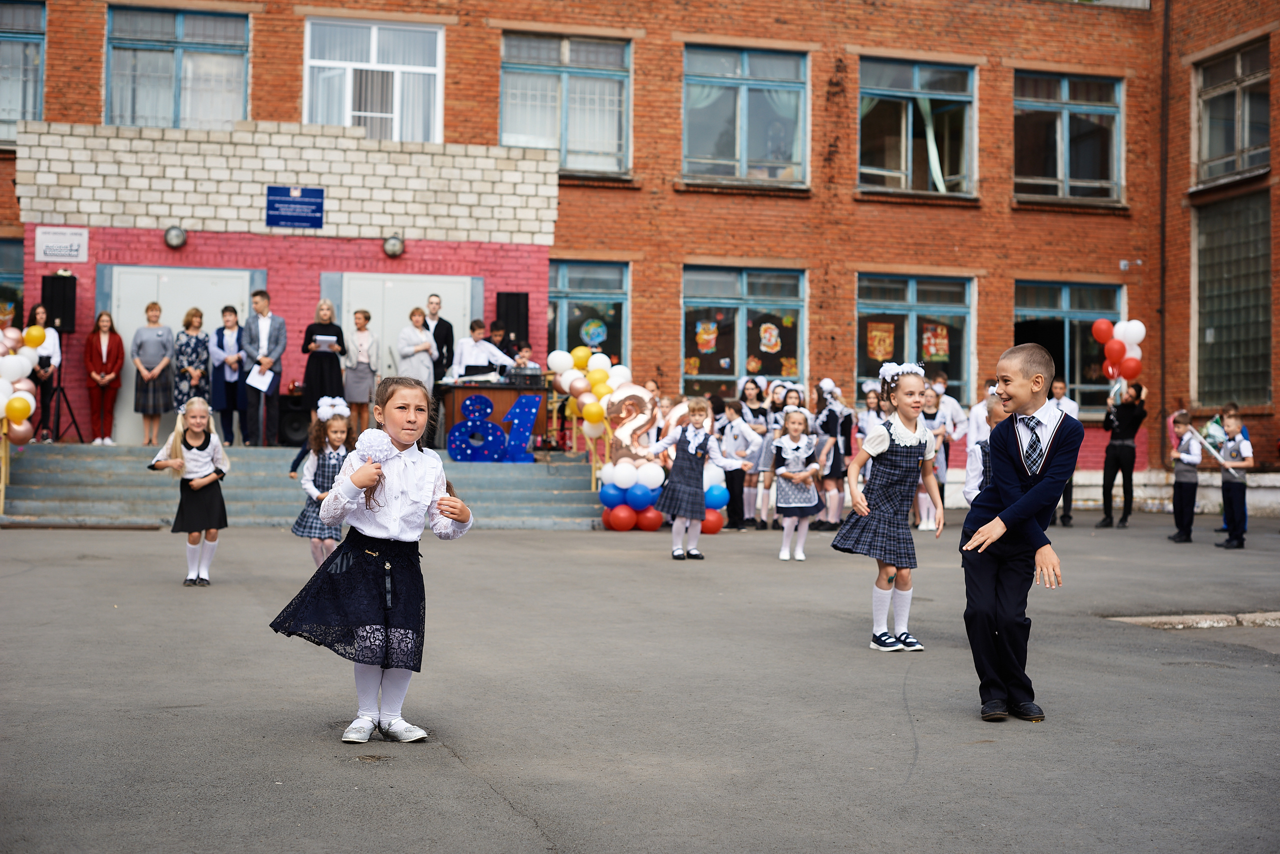 Фотосъёмка 1 сентября | Школьный фотограф День знаний. Артём Савиных — профессиональный фотограф в Москве | Репортажи, свадьбы, портреты