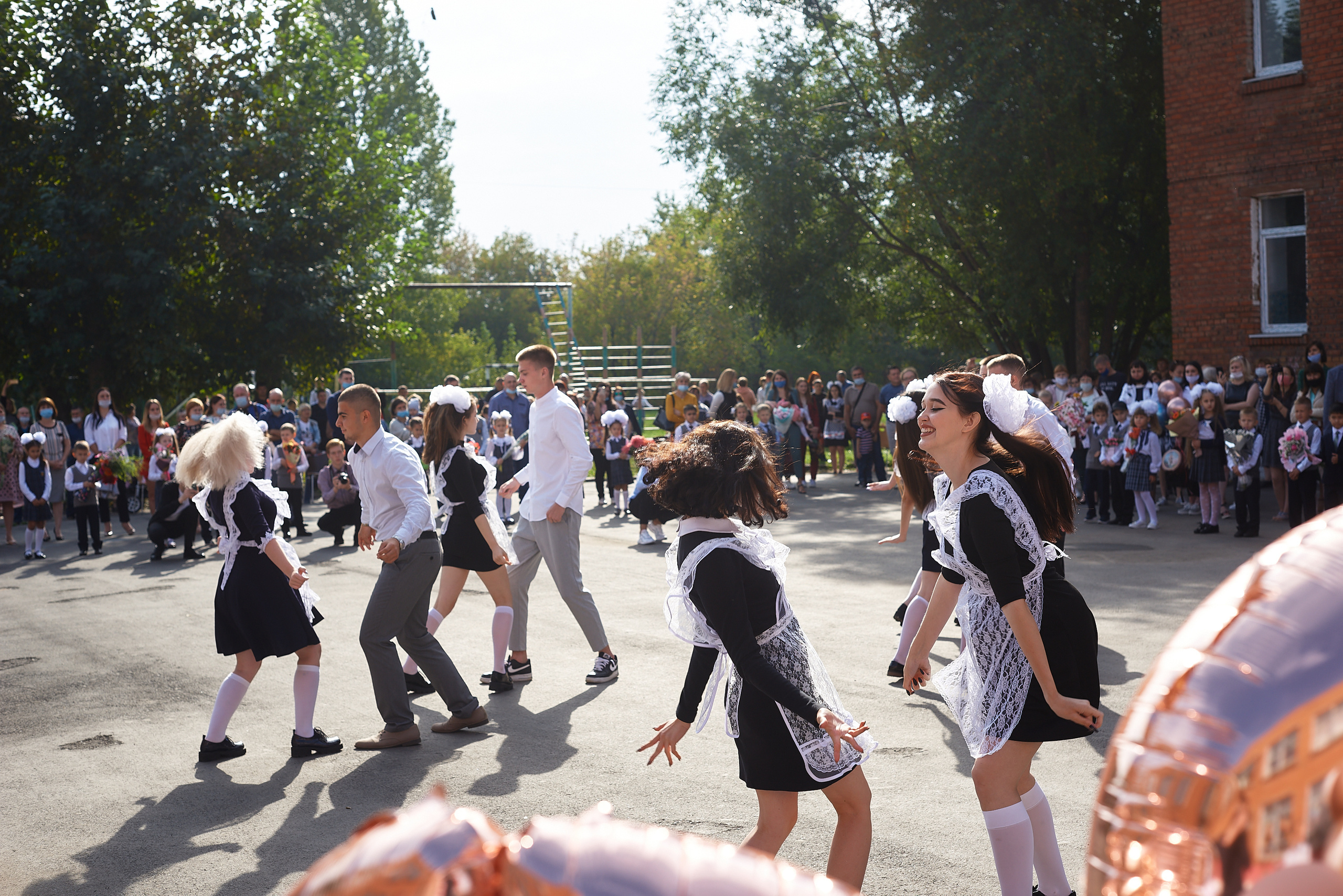 Фотосъёмка 1 сентября | Школьный фотограф День знаний. Артём Савиных — профессиональный фотограф в Москве | Репортажи, свадьбы, портреты