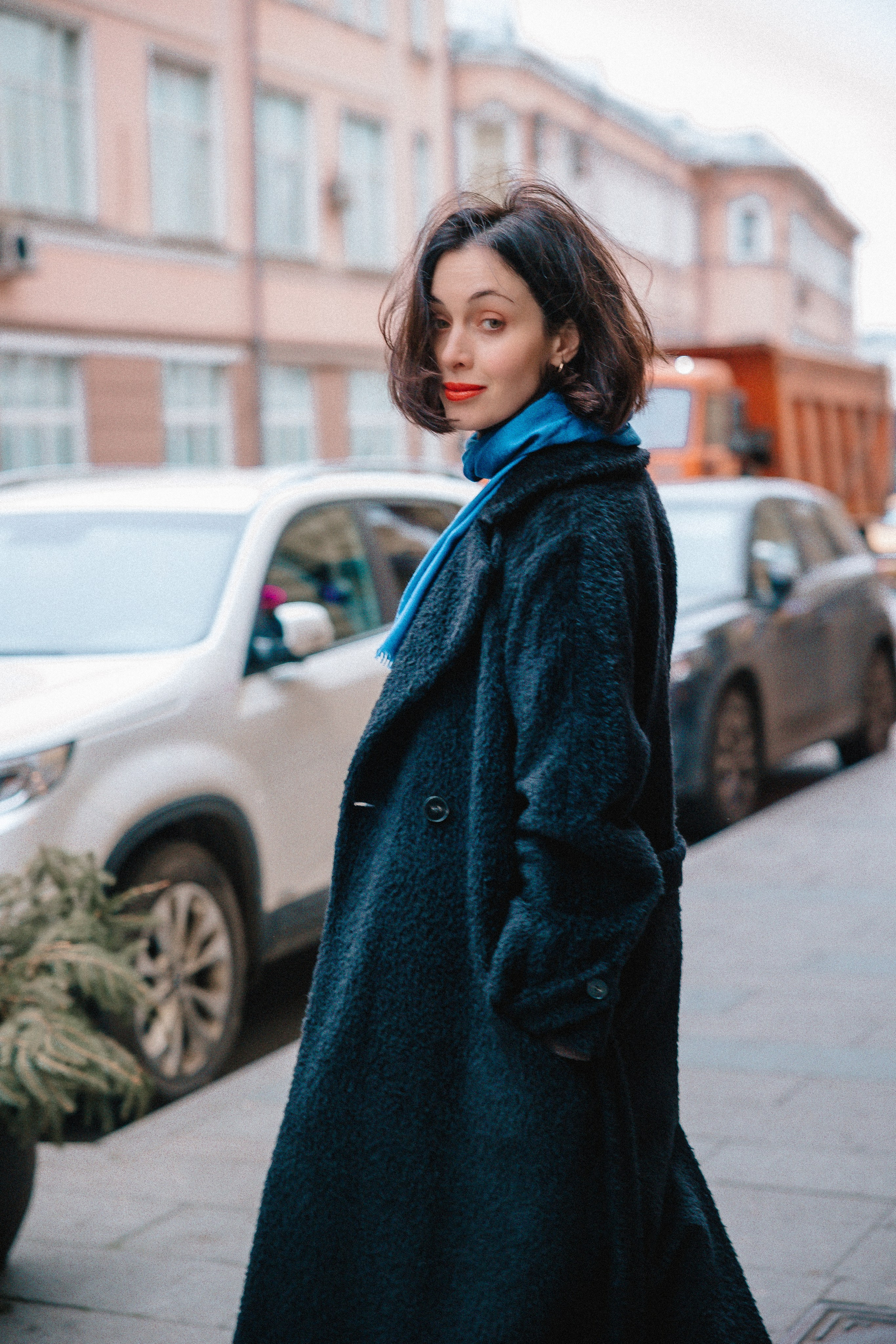 ОЛЯ. Я фотограф из Москвы к Вашим услугам