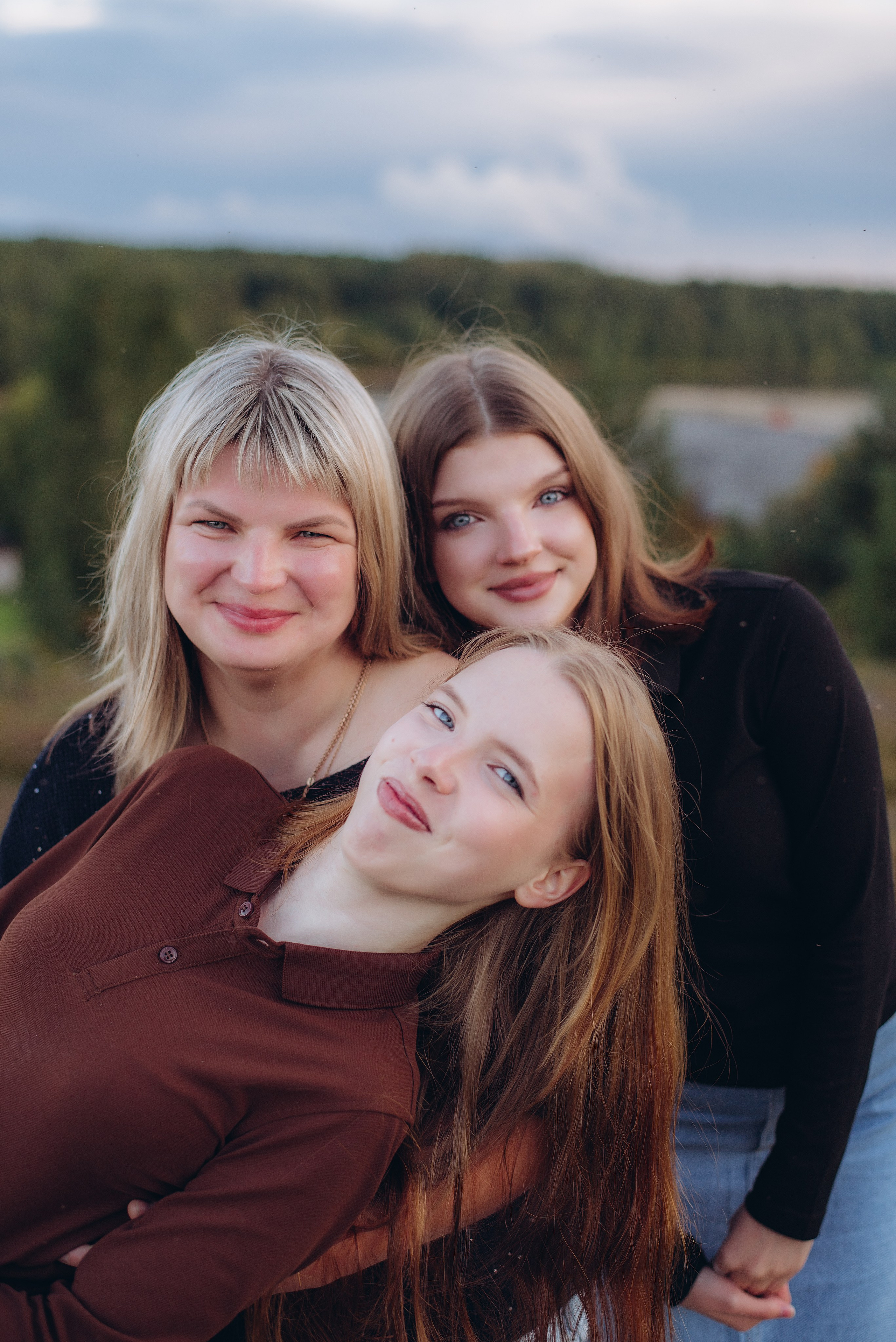 Всем привет, меня зовут Олеся, и я ФОТОГРАФ / РЕТУШЁР в г. КЕМЬ